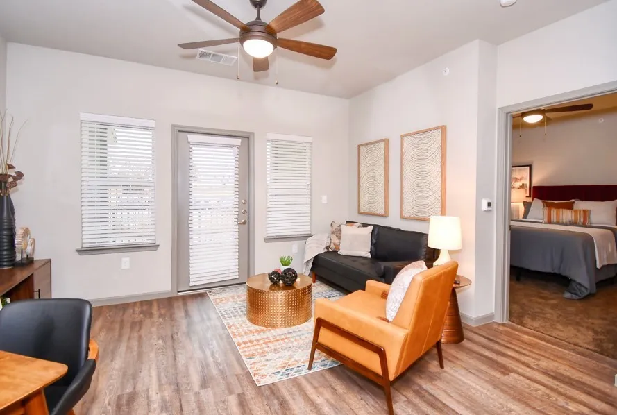 Apartment For Rent in Dallas County , 4800 W Illinois Avenue 1111, Dallas, Texas 75211, 1 Bedroom, 1 Bathroom, Garage spaces, 720 Sqft, built in 2020, mls#21395550, Real Estate Agent in Dallas, Homes For Rent in Dallas county, Homes For Rent in Dallas, Realtor in Dallas Texas, Real Estate Brokerage Independent Realty Texas, Luminita Cordes Realtor