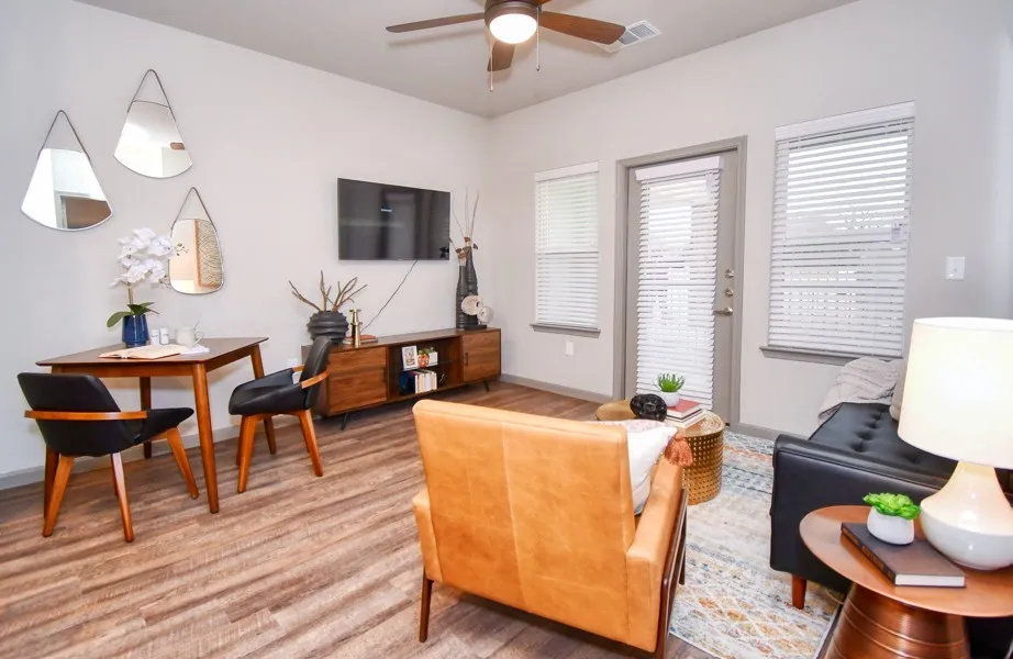 Apartment For Rent in Dallas County , 4800 W Illinois Avenue 1111, Dallas, Texas 75211, 1 Bedroom, 1 Bathroom, Garage spaces, 720 Sqft, built in 2020, mls#21395550, Real Estate Agent in Dallas, Homes For Rent in Dallas county, Homes For Rent in Dallas, Realtor in Dallas Texas, Real Estate Brokerage Independent Realty Texas, Luminita Cordes Realtor