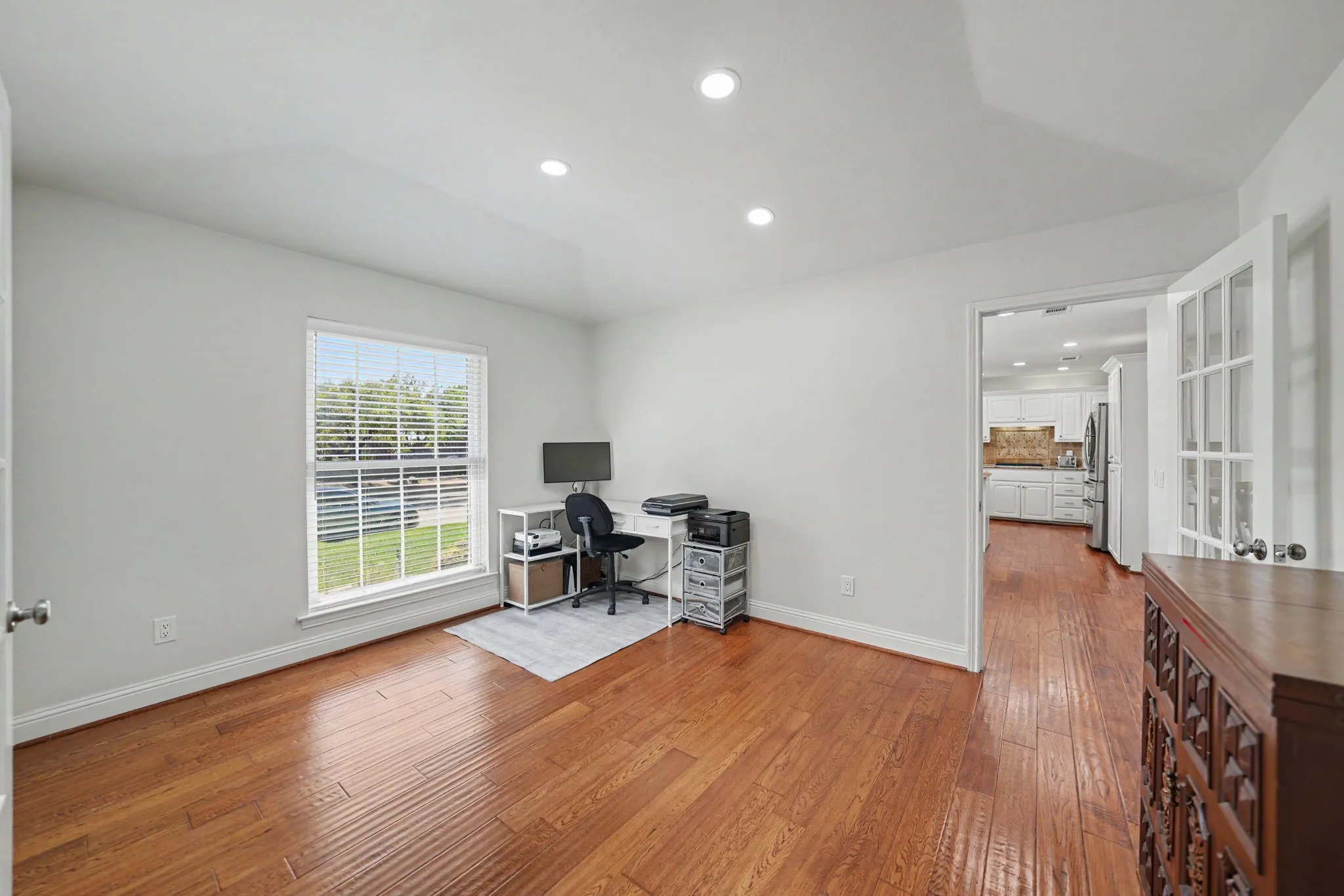 Single Family Residence For Sale in Collin County , 3625 Matterhorn Drive, Plano, Texas 75075, 3 Bedroom, 3 Bathroom, 2 Garage spaces, 2,349 Sqft, built in 1977, mls#21392022, Real Estate Agent in Plano, Homes For Sale in Collin county, Homes For Sale in Plano, Realtor in Plano Texas, Real Estate Brokerage Independent Realty Texas, Luminita Cordes Realtor