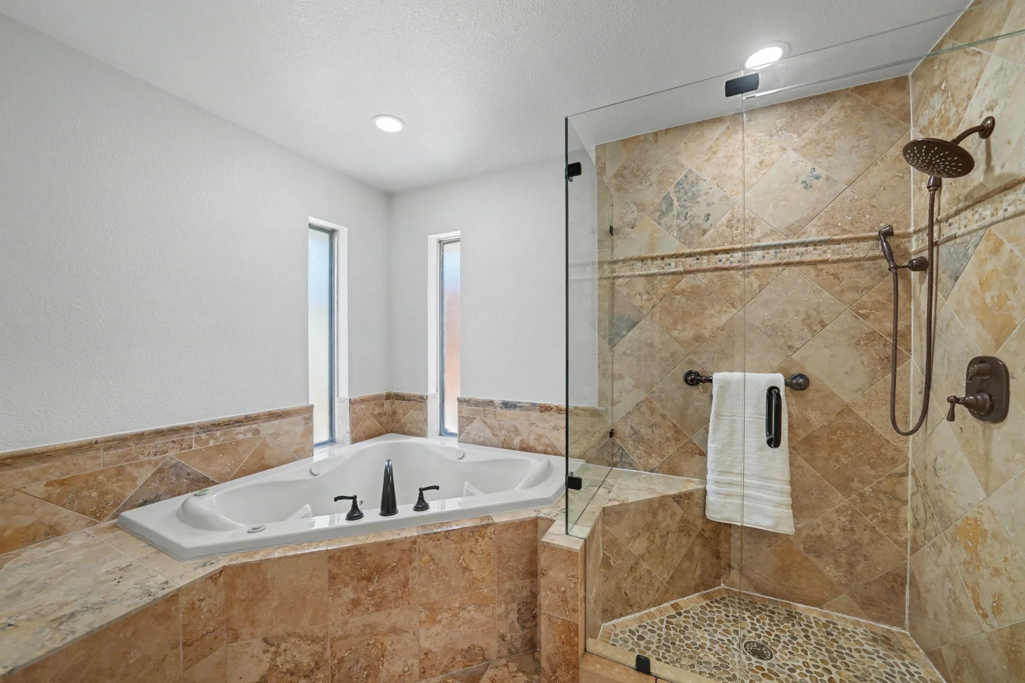 Single Family Residence For Sale in Collin County , 3625 Matterhorn Drive, Plano, Texas 75075, 3 Bedroom, 3 Bathroom, 2 Garage spaces, 2,349 Sqft, built in 1977, mls#21392022, Real Estate Agent in Plano, Homes For Sale in Collin county, Homes For Sale in Plano, Realtor in Plano Texas, Real Estate Brokerage Independent Realty Texas, Luminita Cordes Realtor