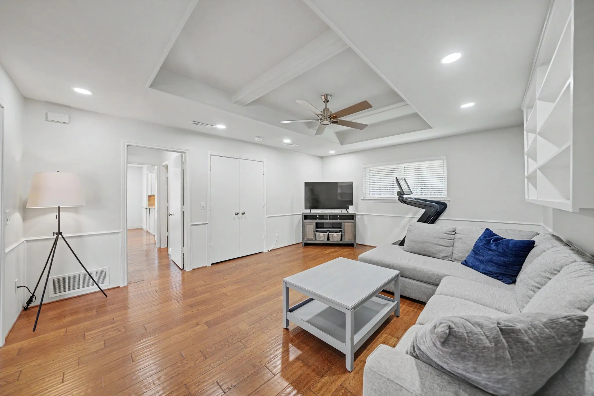 Single Family Residence For Sale in Collin County , 3625 Matterhorn Drive, Plano, Texas 75075, 3 Bedroom, 3 Bathroom, 2 Garage spaces, 2,349 Sqft, built in 1977, mls#21392022, Real Estate Agent in Plano, Homes For Sale in Collin county, Homes For Sale in Plano, Realtor in Plano Texas, Real Estate Brokerage Independent Realty Texas, Luminita Cordes Realtor
