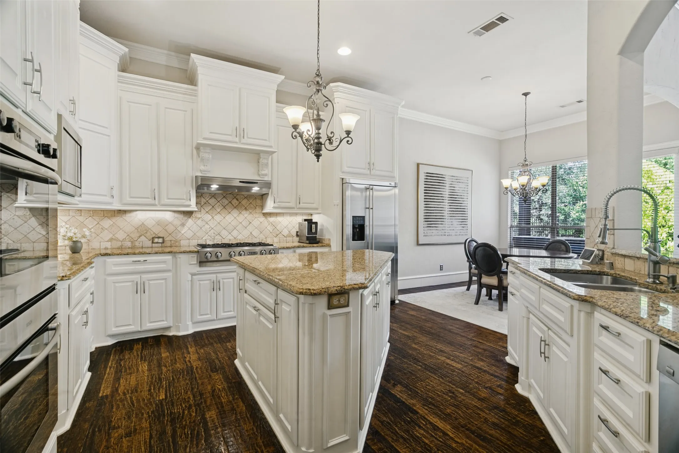 What a gorgeous place to cook!
