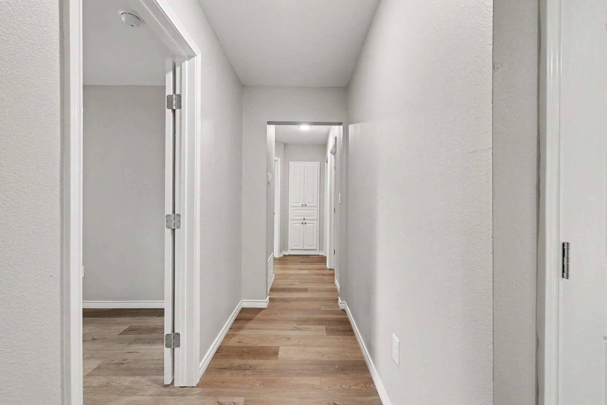 Single Family Residence For Sale in Dallas County , 3001 Harvard Street N, Irving, Texas 75062, 4 Bedroom, 2 Bathroom, Garage spaces, 1,777 Sqft, built in 1962, mls#21394879, Real Estate Agent in Irving, Homes For Sale in Dallas county, Homes For Sale in Irving, Realtor in Irving Texas, Real Estate Brokerage Independent Realty Texas, Luminita Cordes Realtor