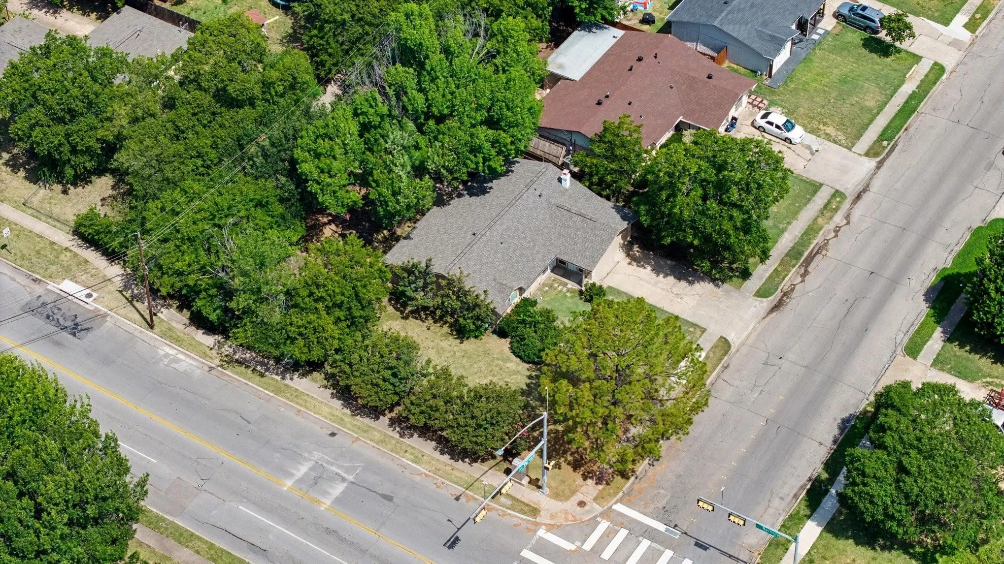 Single Family Residence For Sale in Dallas County , 3001 Harvard Street N, Irving, Texas 75062, 4 Bedroom, 2 Bathroom, Garage spaces, 1,777 Sqft, built in 1962, mls#21394879, Real Estate Agent in Irving, Homes For Sale in Dallas county, Homes For Sale in Irving, Realtor in Irving Texas, Real Estate Brokerage Independent Realty Texas, Luminita Cordes Realtor
