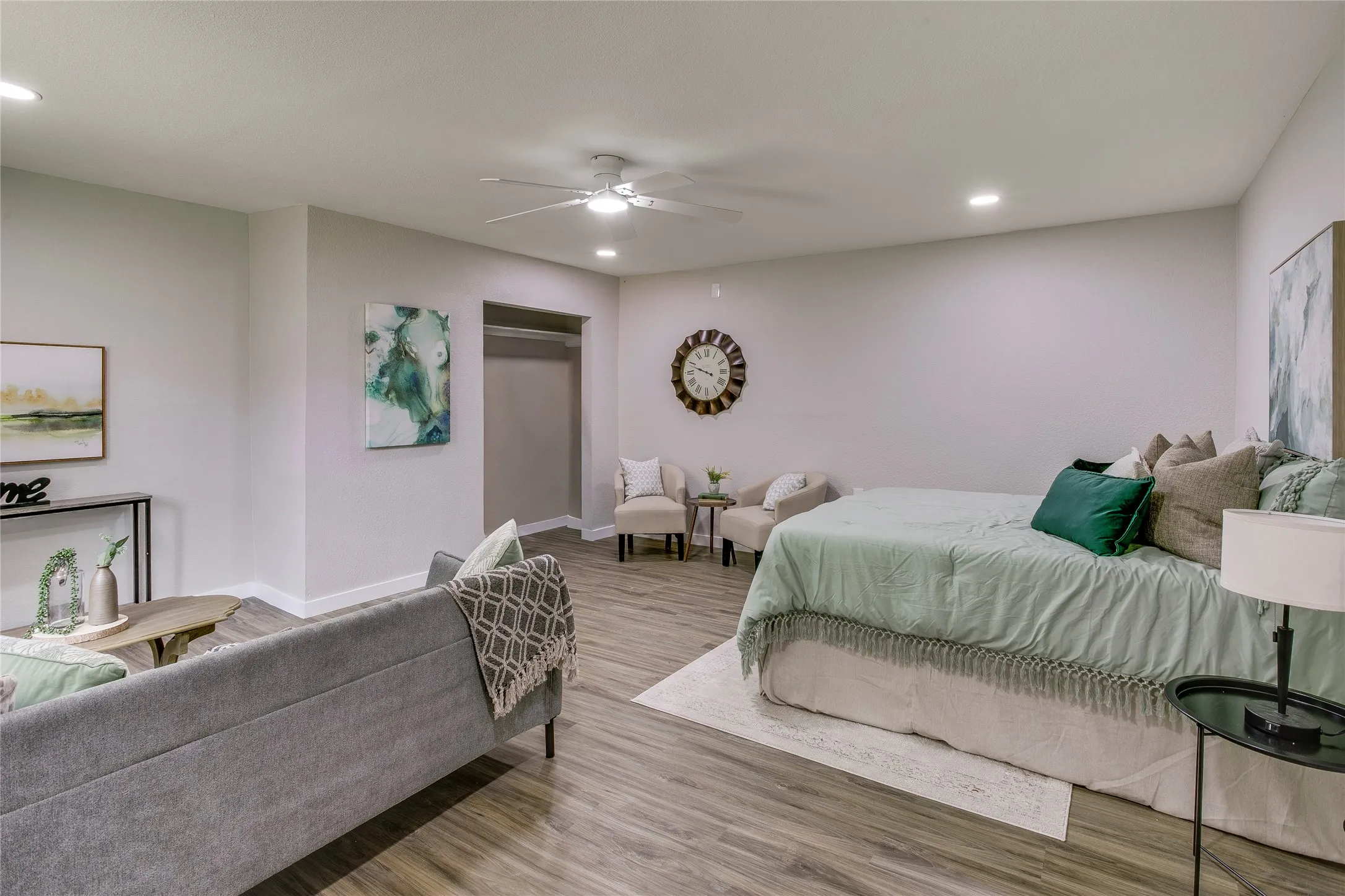 Single Family Residence For Sale in Dallas County , 2635 Gladstone Drive, Dallas, Texas 75211, 2 Bedroom, 2 Bathroom, Garage spaces, 968 Sqft, built in 1940, mls#21395568, Real Estate Agent in Dallas, Homes For Sale in Dallas county, Homes For Sale in Dallas, Realtor in Dallas Texas, Real Estate Brokerage Independent Realty Texas, Luminita Cordes Realtor