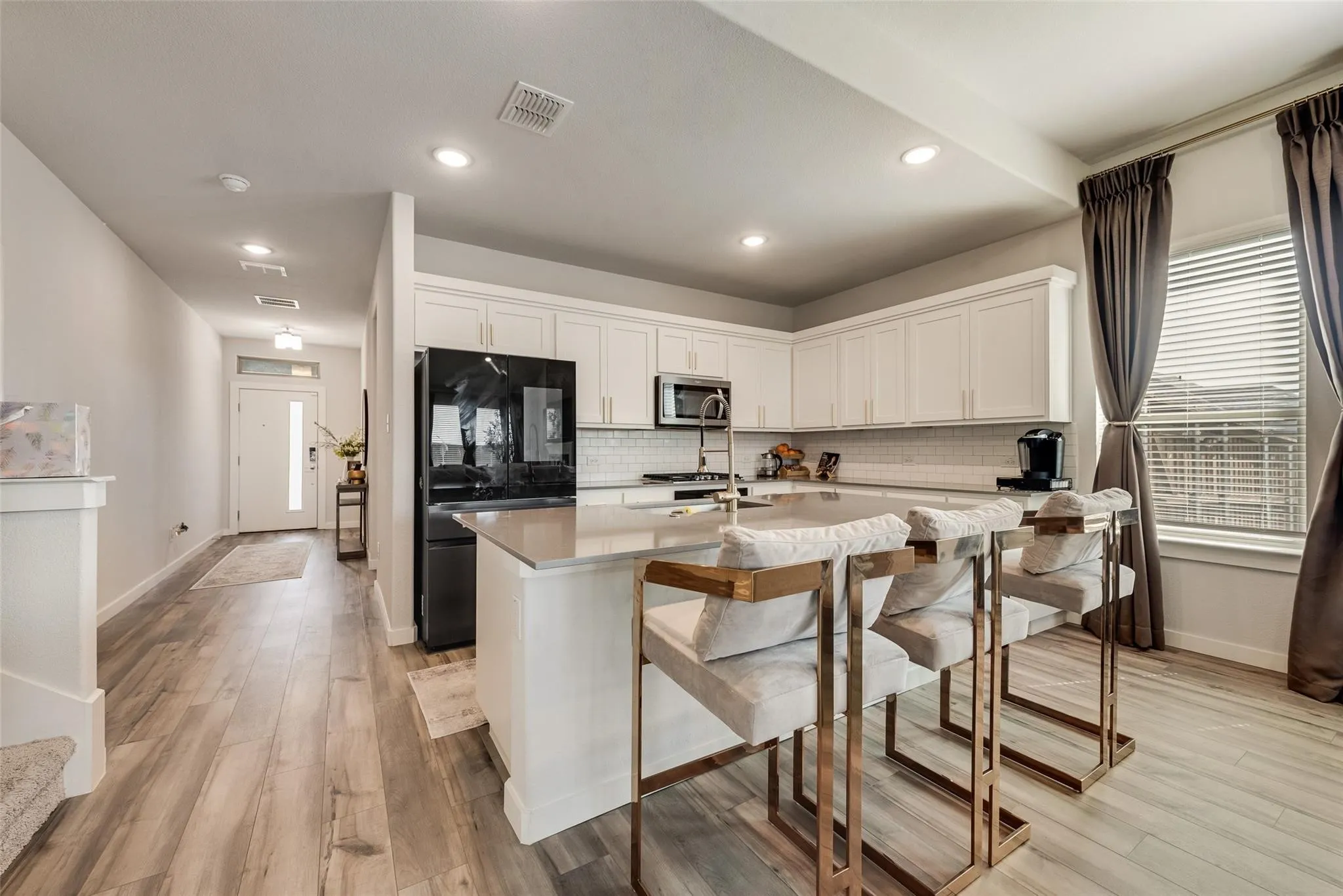 Single Family Residence For Rent in Denton County , 1201 Cinco Treaty Trail, Fort Worth, Texas 76052, 4 Bedroom, 3 Bathroom, 3 Garage spaces, 2,426 Sqft, built in 2023, mls#21395569, Real Estate Agent in Fort Worth, Homes For Rent in Denton county, Homes For Rent in Fort Worth, Realtor in Fort Worth Texas, Real Estate Brokerage Independent Realty Texas, Luminita Cordes Realtor
