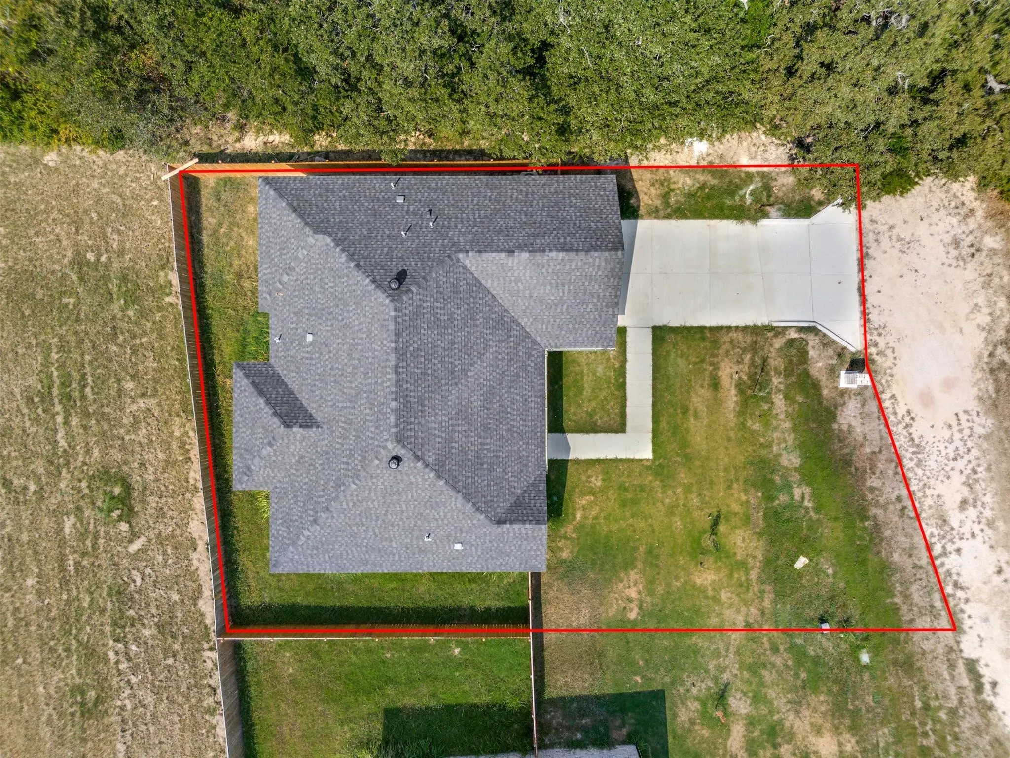 Single Family Residence For Sale in Hunt County , 701 Lakeland Drive, West Tawakoni, Texas 75474, 3 Bedroom, 2 Bathroom, 2 Garage spaces, 1,652 Sqft, built in 2023, mls#21394029, Real Estate Agent in West Tawakoni, Homes For Sale in Hunt county, Homes For Sale in West Tawakoni, Realtor in West Tawakoni Texas, Real Estate Brokerage Independent Realty Texas, Luminita Cordes Realtor