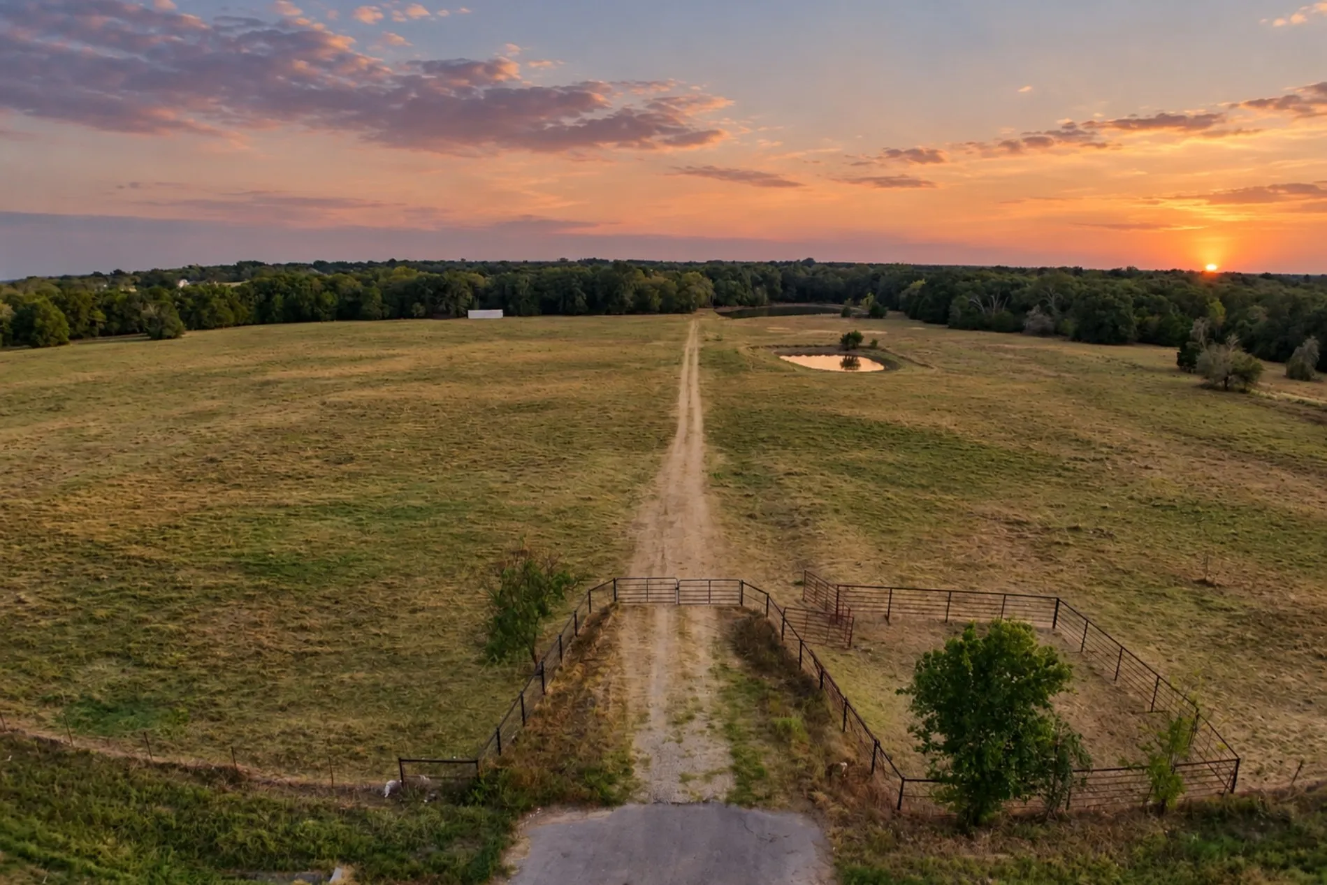 Unimproved Land For Sale in Kaufman County , 0000 FM 148 Road, Scurry, Texas 75158, 0, 0, Garage spaces, 0 Sqft, built in 0, mls#21394665, Real Estate Agent in Scurry, Homes For Sale in Kaufman county, Homes For Sale in Scurry, Realtor in Scurry Texas, Real Estate Brokerage Independent Realty Texas, Luminita Cordes Realtor