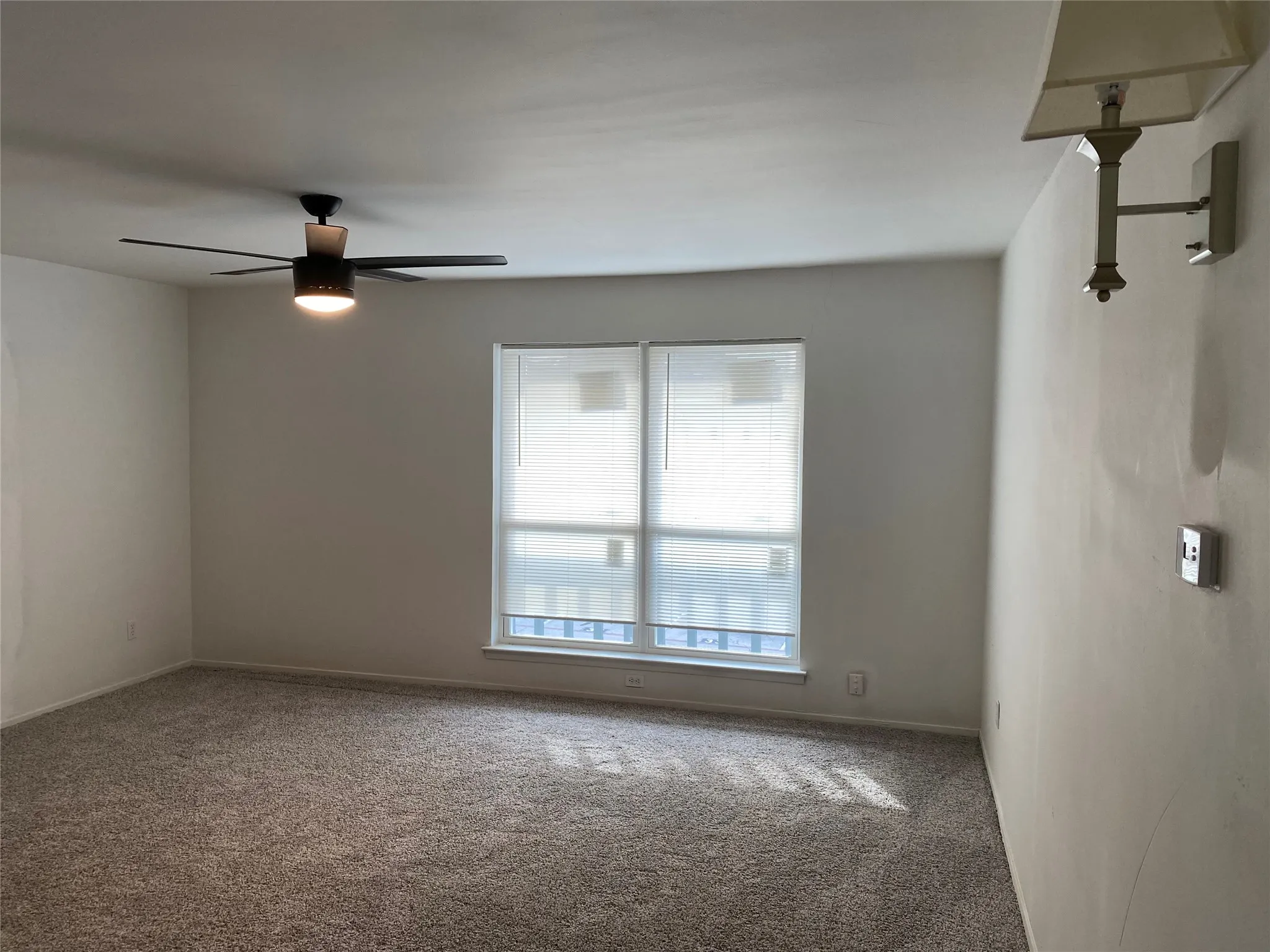 Condominium For Rent in Dallas County , 12888 Montfort Drive 216, Dallas, Texas 75230, 2 Bedroom, 2 Bathroom, Garage spaces, 1,044 Sqft, built in 1968, mls#21388916, Real Estate Agent in Dallas, Homes For Rent in Dallas county, Homes For Rent in Dallas, Realtor in Dallas Texas, Real Estate Brokerage Independent Realty Texas, Luminita Cordes Realtor