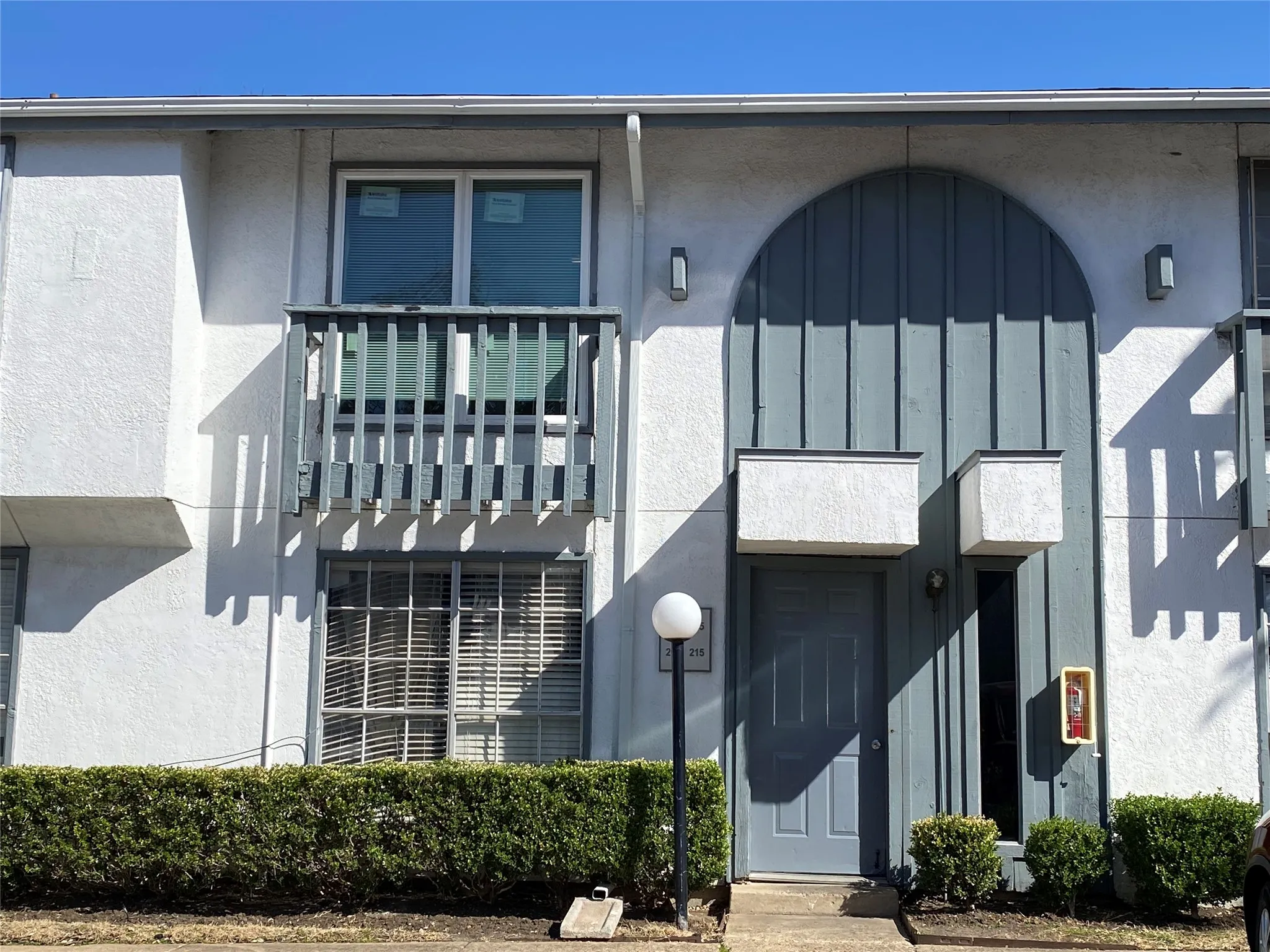 Condominium For Rent in Dallas County , 12888 Montfort Drive 216, Dallas, Texas 75230, 2 Bedroom, 2 Bathroom, Garage spaces, 1,044 Sqft, built in 1968, mls#21388916, Real Estate Agent in Dallas, Homes For Rent in Dallas county, Homes For Rent in Dallas, Realtor in Dallas Texas, Real Estate Brokerage Independent Realty Texas, Luminita Cordes Realtor