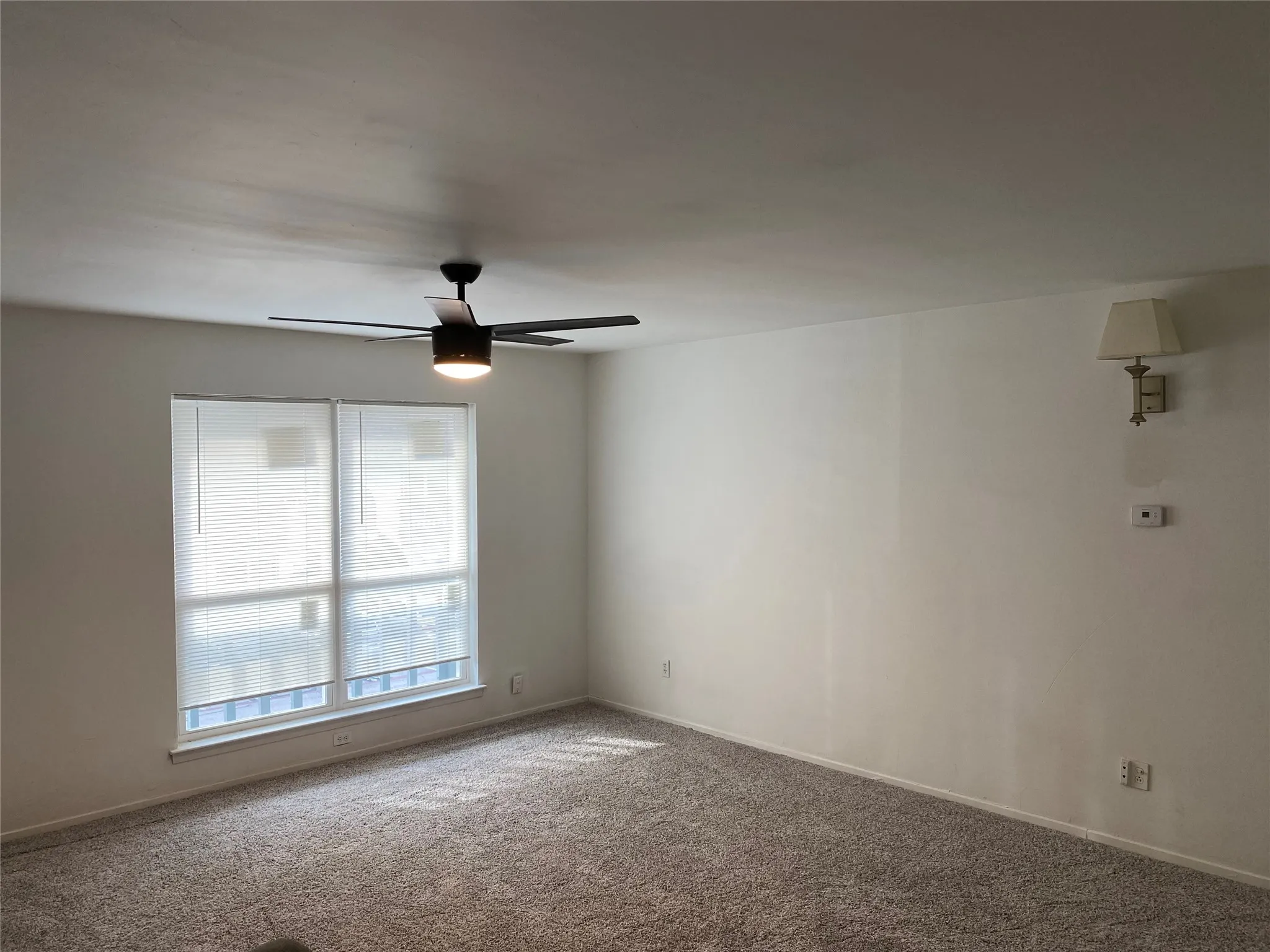 Condominium For Rent in Dallas County , 12888 Montfort Drive 216, Dallas, Texas 75230, 2 Bedroom, 2 Bathroom, Garage spaces, 1,044 Sqft, built in 1968, mls#21388916, Real Estate Agent in Dallas, Homes For Rent in Dallas county, Homes For Rent in Dallas, Realtor in Dallas Texas, Real Estate Brokerage Independent Realty Texas, Luminita Cordes Realtor