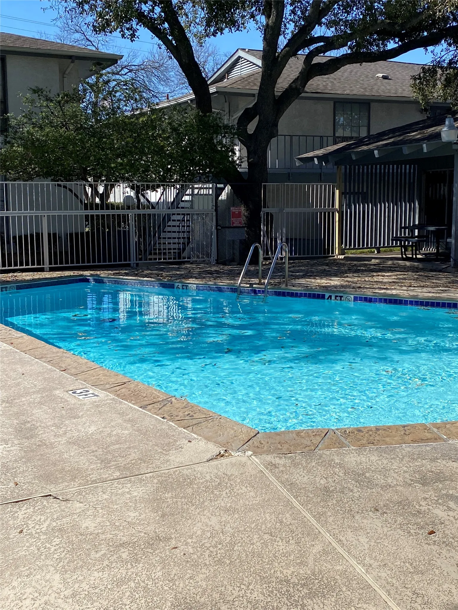Condominium For Rent