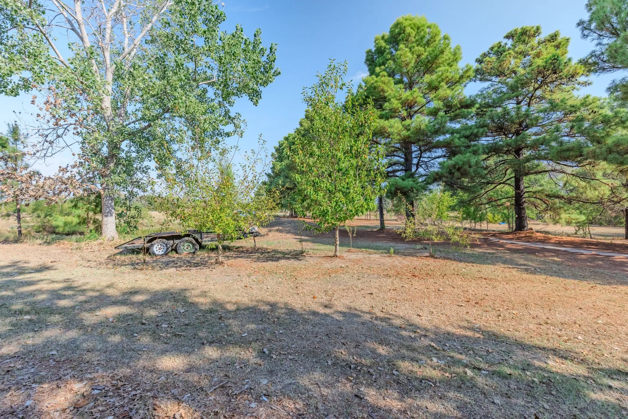 Mobile Home For Sale in Hunt County , 7161 County Road 3223, Lone Oak, Texas 75453, 3 Bedroom, 2 Bathroom, Garage spaces, 1,960 Sqft, built in 1996, mls#21395577, Real Estate Agent in Lone Oak, Homes For Sale in Hunt county, Homes For Sale in Lone Oak, Realtor in Lone Oak Texas, Real Estate Brokerage Independent Realty Texas, Luminita Cordes Realtor