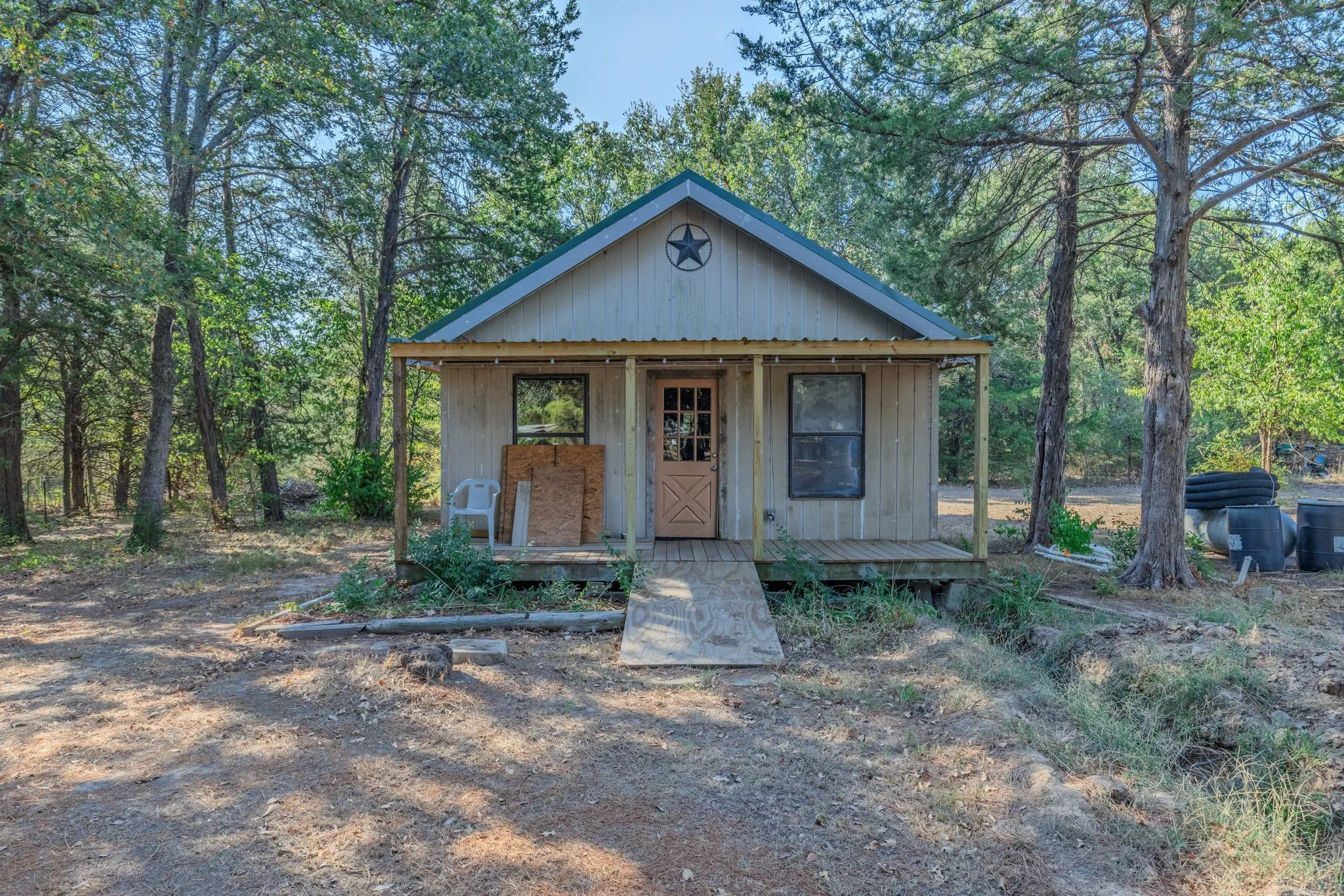 Mobile Home For Sale in Hunt County , 7161 County Road 3223, Lone Oak, Texas 75453, 3 Bedroom, 2 Bathroom, Garage spaces, 1,960 Sqft, built in 1996, mls#21395577, Real Estate Agent in Lone Oak, Homes For Sale in Hunt county, Homes For Sale in Lone Oak, Realtor in Lone Oak Texas, Real Estate Brokerage Independent Realty Texas, Luminita Cordes Realtor