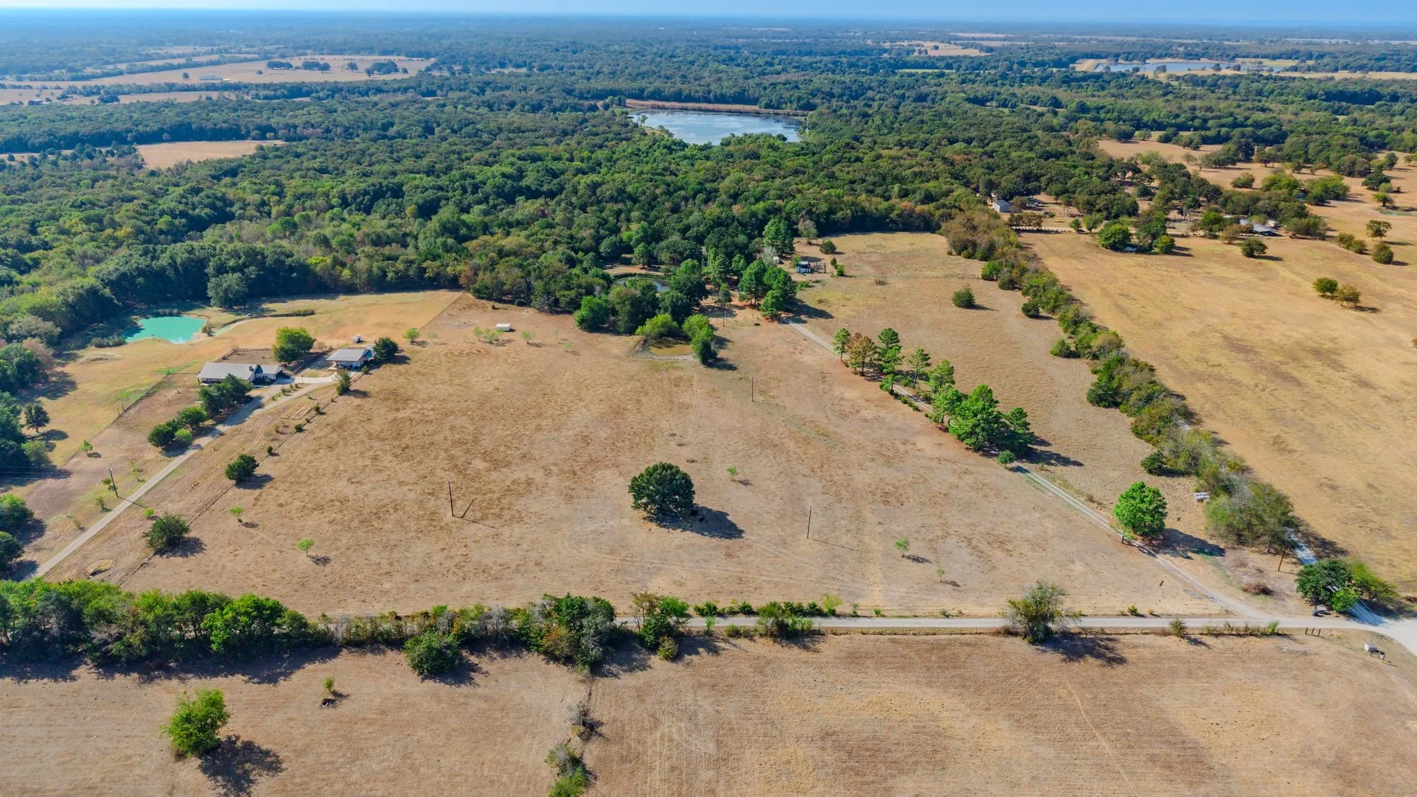 Mobile Home For Sale in Hunt County , 7161 County Road 3223, Lone Oak, Texas 75453, 3 Bedroom, 2 Bathroom, Garage spaces, 1,960 Sqft, built in 1996, mls#21395577, Real Estate Agent in Lone Oak, Homes For Sale in Hunt county, Homes For Sale in Lone Oak, Realtor in Lone Oak Texas, Real Estate Brokerage Independent Realty Texas, Luminita Cordes Realtor