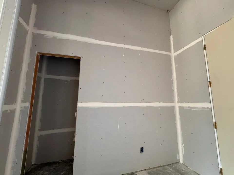 Single Family Residence For Sale in Parker County , 121 Oak Grove Way, Springtown, Texas 76082, 4 Bedroom, 3 Bathroom, 3 Garage spaces, 2,857 Sqft, built in 2026, mls#21395574, Real Estate Agent in Springtown, Homes For Sale in Parker county, Homes For Sale in Springtown, Realtor in Springtown Texas, Real Estate Brokerage Independent Realty Texas, Luminita Cordes Realtor