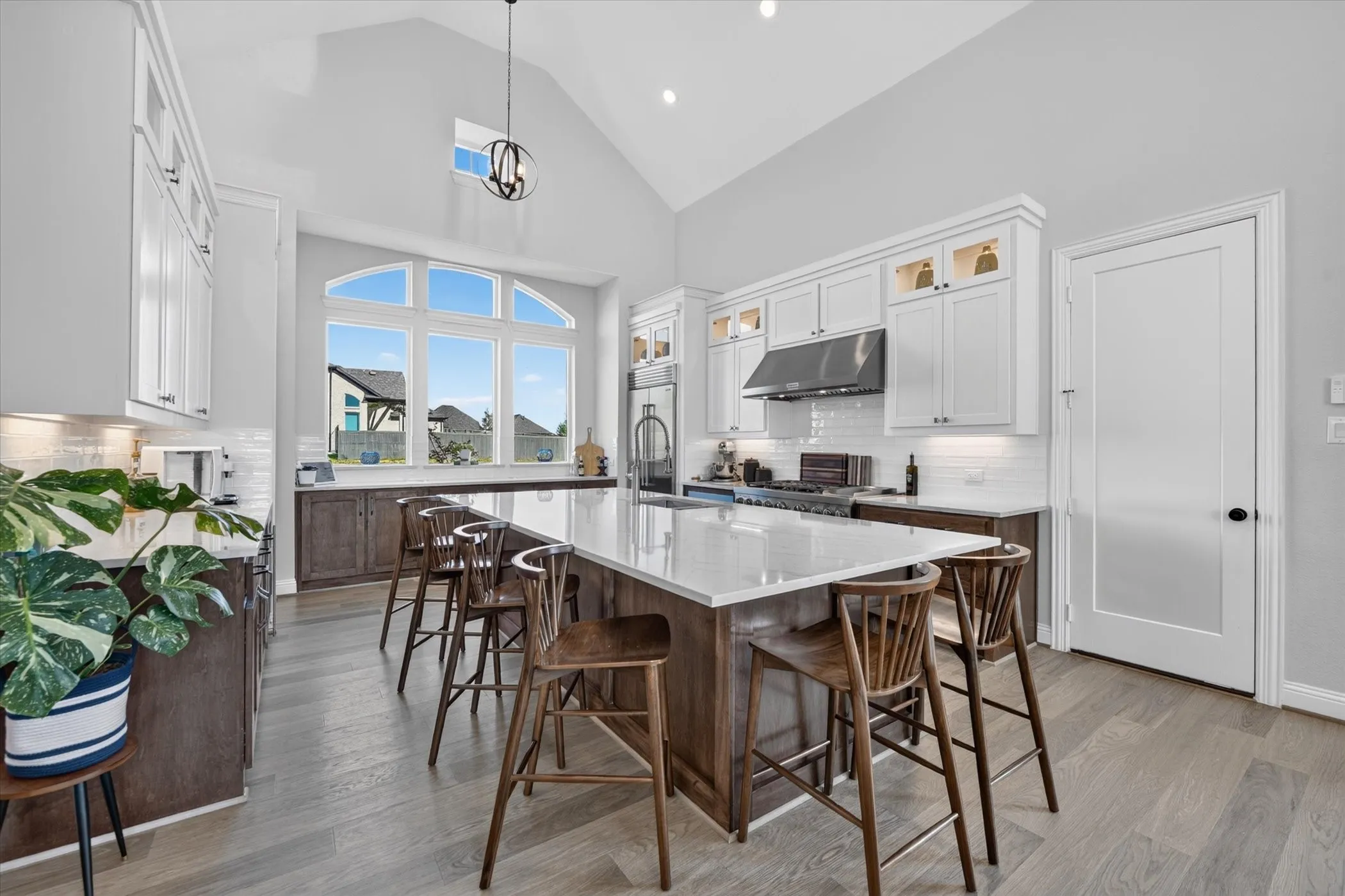 Single Family Residence For Sale in Ellis County , 3502 Burdock Lane, Venus, Texas 76084, 5 Bedroom, 4 Bathroom, 2 Garage spaces, 3,130 Sqft, built in 2025, mls#21395508, Real Estate Agent in Venus, Homes For Sale in Ellis county, Homes For Sale in Venus, Realtor in Venus Texas, Real Estate Brokerage Independent Realty Texas, Luminita Cordes Realtor