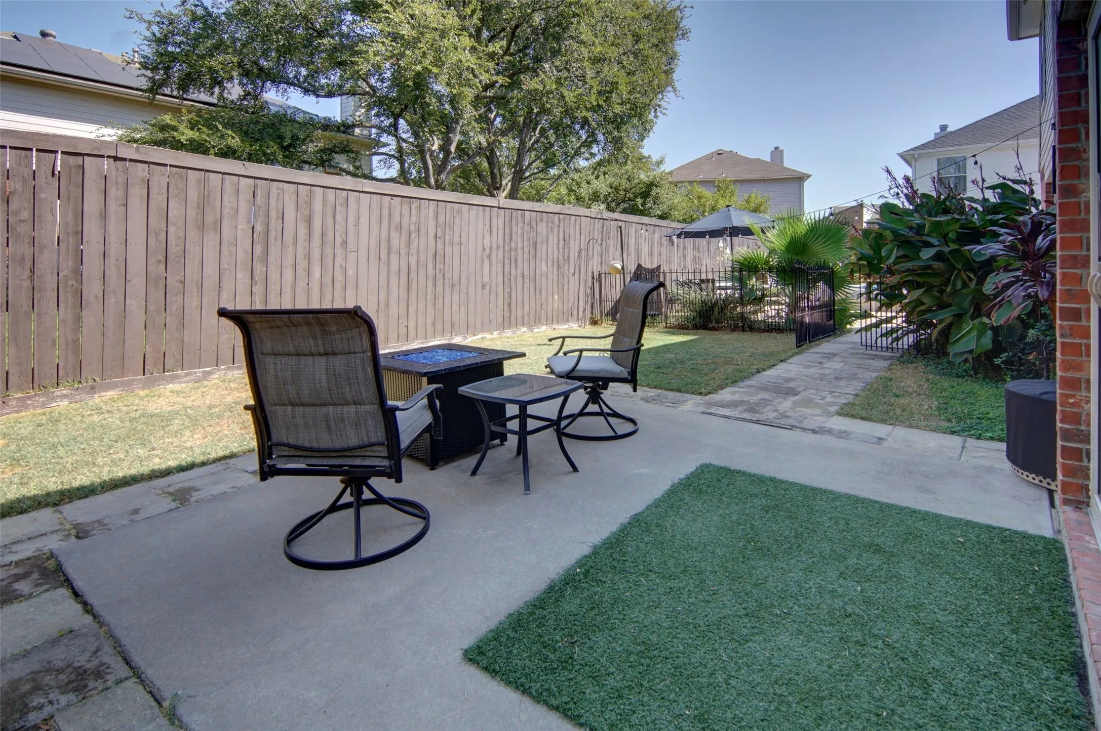 Single Family Residence For Sale in Tarrant County , 6505 Aberdeen Drive, North Richland Hills, Texas 76180, 4 Bedroom, 3 Bathroom, 2 Garage spaces, 2,515 Sqft, built in 2002, mls#21394634, Real Estate Agent in North Richland Hills, Homes For Sale in Tarrant county, Homes For Sale in North Richland Hills, Realtor in North Richland Hills Texas, Real Estate Brokerage Independent Realty Texas, Luminita Cordes Realtor
