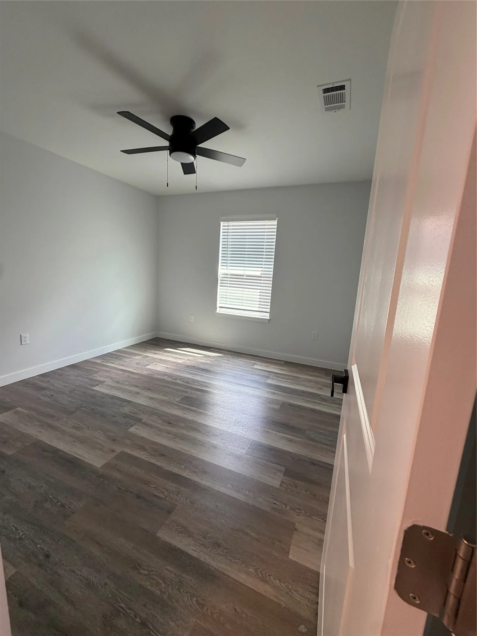 Single Family Residence For Sale in Hood County , 3007 Rockwood Drive, Granbury, Texas 76048, 3 Bedroom, 2 Bathroom, Garage spaces, 1,320 Sqft, built in 2023, mls#21395363, Real Estate Agent in Granbury, Homes For Sale in Hood county, Homes For Sale in Granbury, Realtor in Granbury Texas, Real Estate Brokerage Independent Realty Texas, Luminita Cordes Realtor