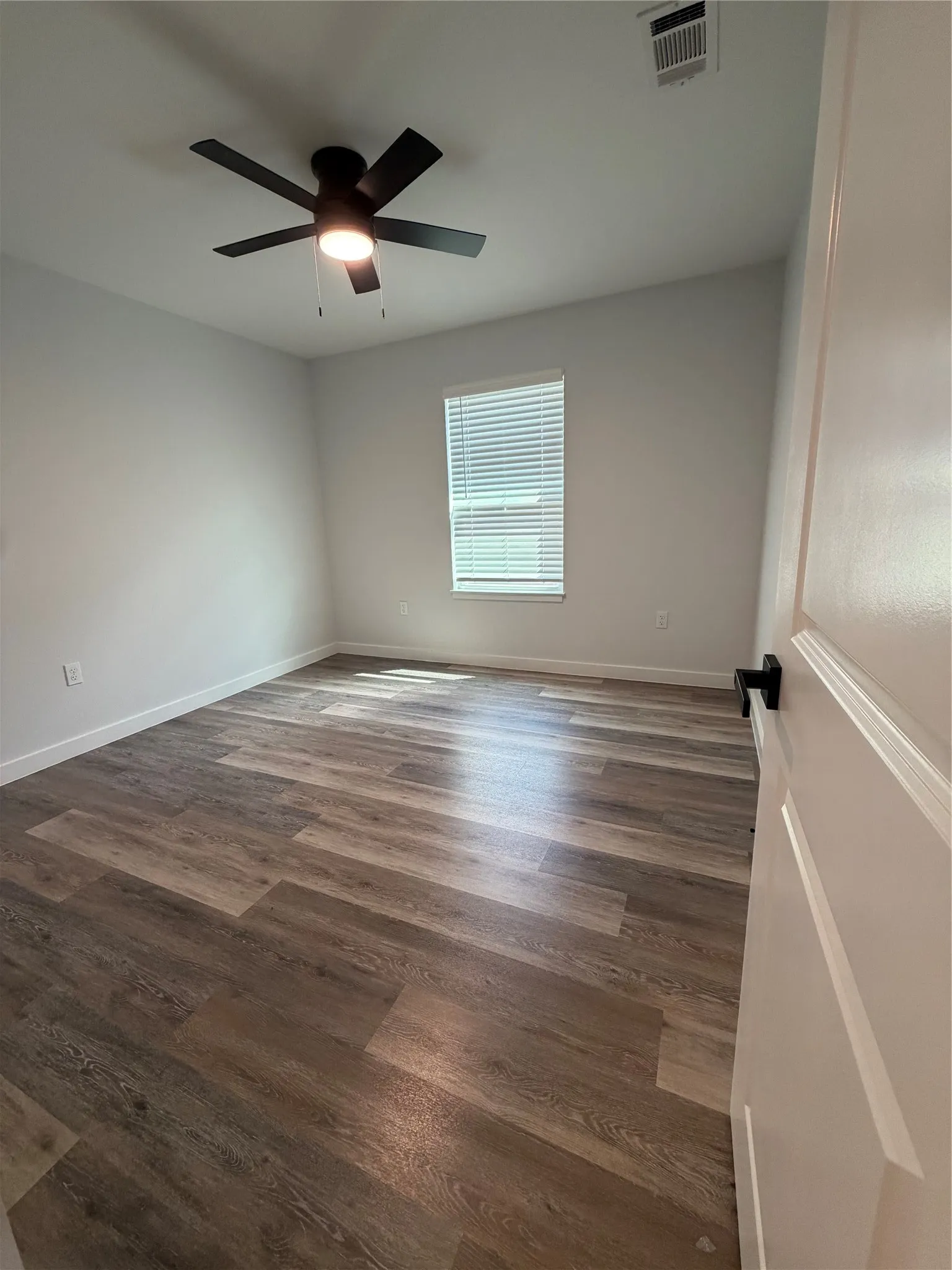 Single Family Residence For Sale in Hood County , 3007 Rockwood Drive, Granbury, Texas 76048, 3 Bedroom, 2 Bathroom, Garage spaces, 1,320 Sqft, built in 2023, mls#21395363, Real Estate Agent in Granbury, Homes For Sale in Hood county, Homes For Sale in Granbury, Realtor in Granbury Texas, Real Estate Brokerage Independent Realty Texas, Luminita Cordes Realtor
