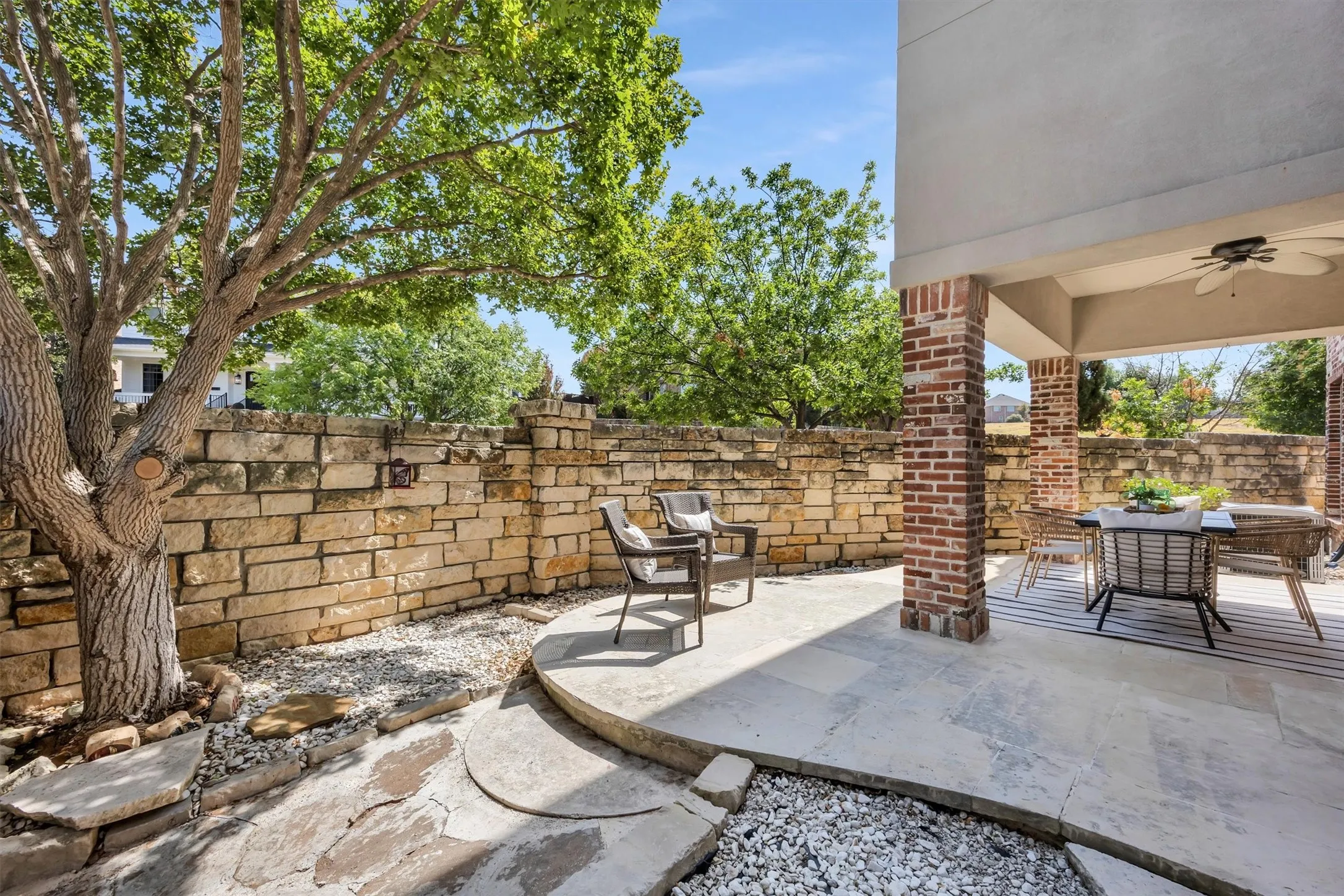 Townhouse For Sale in Denton County , 2624 Grail Maiden Court, Lewisville, Texas 75056, 3 Bedroom, 4 Bathroom, 2 Garage spaces, 3,696 Sqft, built in 2006, mls#21394772, Real Estate Agent in Lewisville, Homes For Sale in Denton county, Homes For Sale in Lewisville, Realtor in Lewisville Texas, Real Estate Brokerage Independent Realty Texas, Luminita Cordes Realtor