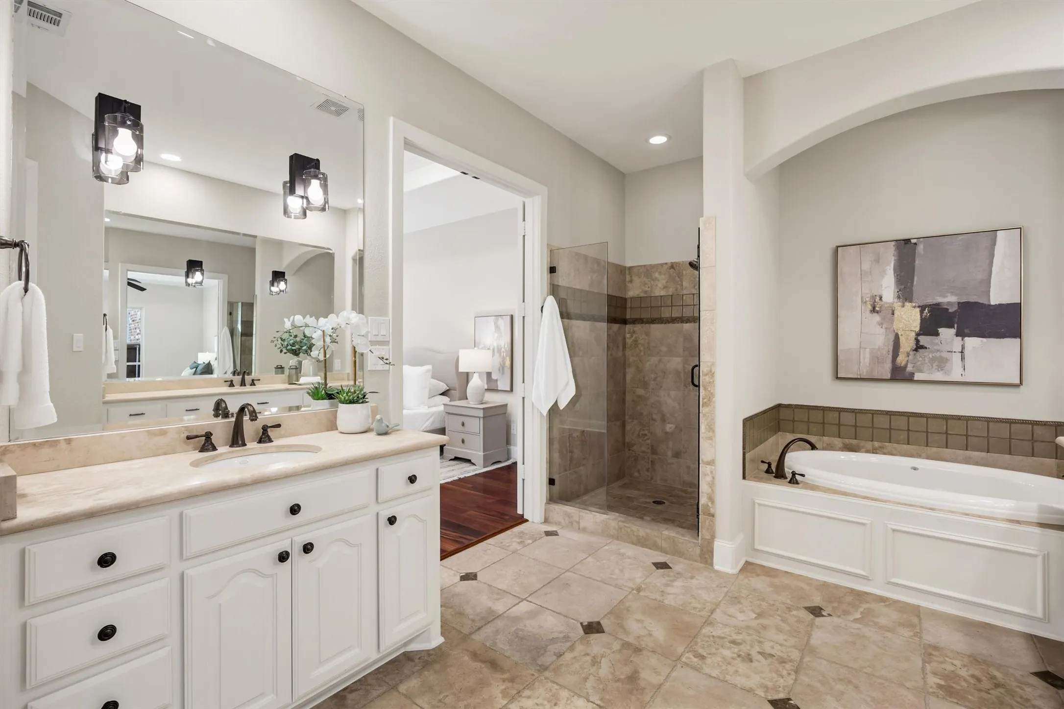 Townhouse For Sale in Denton County , 2624 Grail Maiden Court, Lewisville, Texas 75056, 3 Bedroom, 4 Bathroom, 2 Garage spaces, 3,696 Sqft, built in 2006, mls#21394772, Real Estate Agent in Lewisville, Homes For Sale in Denton county, Homes For Sale in Lewisville, Realtor in Lewisville Texas, Real Estate Brokerage Independent Realty Texas, Luminita Cordes Realtor