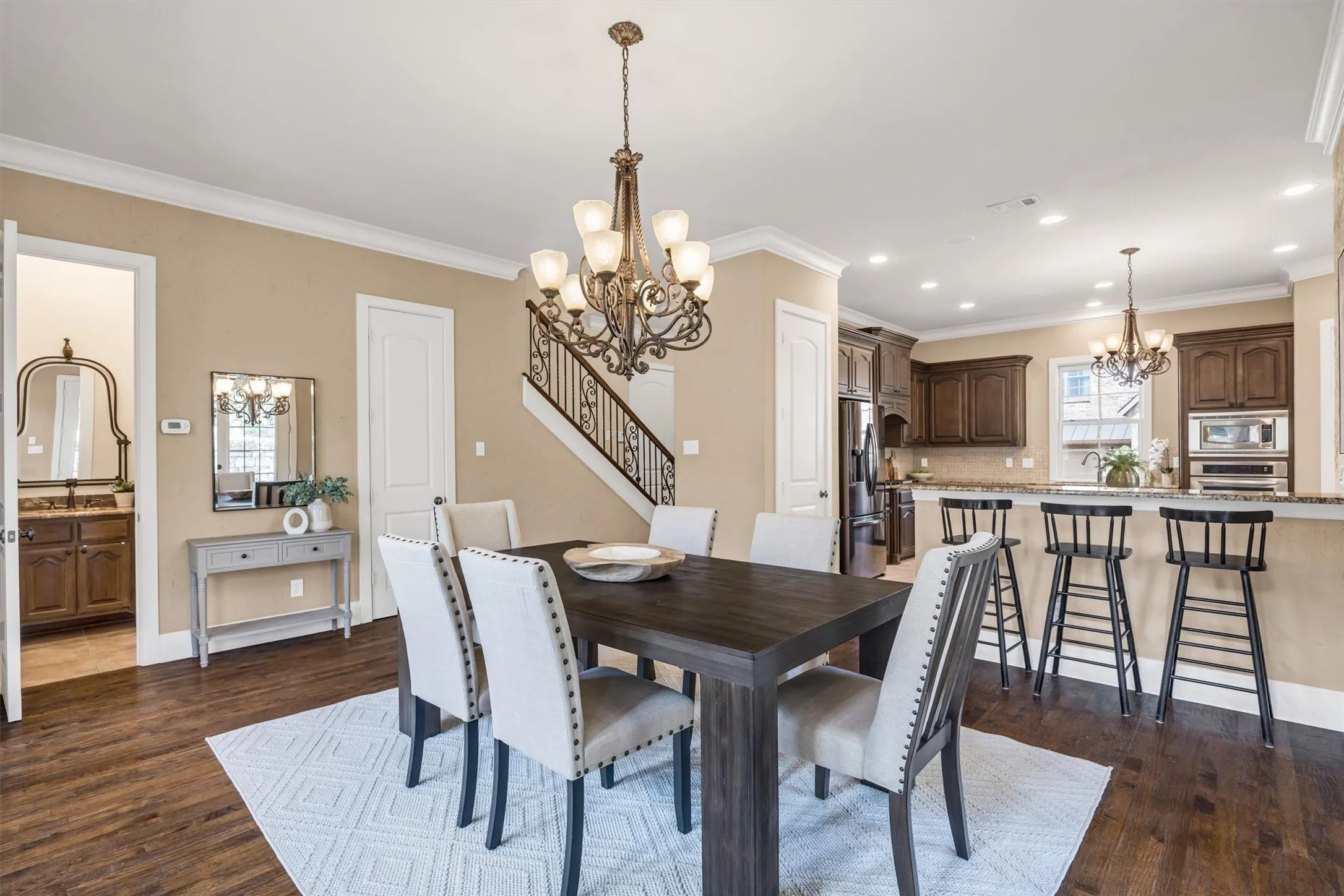 Townhouse For Sale in Denton County , 2624 Grail Maiden Court, Lewisville, Texas 75056, 3 Bedroom, 4 Bathroom, 2 Garage spaces, 3,696 Sqft, built in 2006, mls#21394772, Real Estate Agent in Lewisville, Homes For Sale in Denton county, Homes For Sale in Lewisville, Realtor in Lewisville Texas, Real Estate Brokerage Independent Realty Texas, Luminita Cordes Realtor