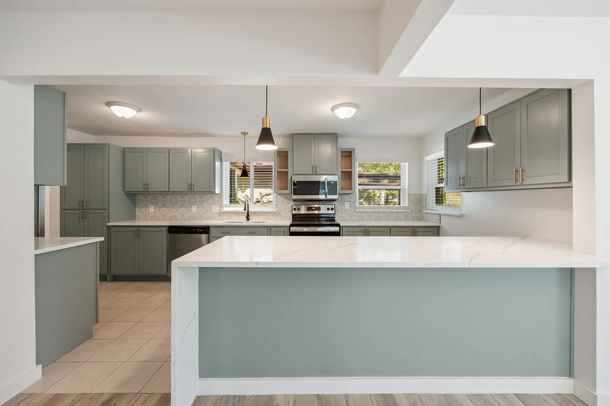 Single Family Residence For Rent in Grayson County , 1606 N Woods Street, Sherman, Texas 75092, 3 Bedroom, 3 Bathroom, 1 Garage spaces, 2,097 Sqft, built in 1949, mls#21395588, Real Estate Agent in Sherman, Homes For Rent in Grayson county, Homes For Rent in Sherman, Realtor in Sherman Texas, Real Estate Brokerage Independent Realty Texas, Luminita Cordes Realtor