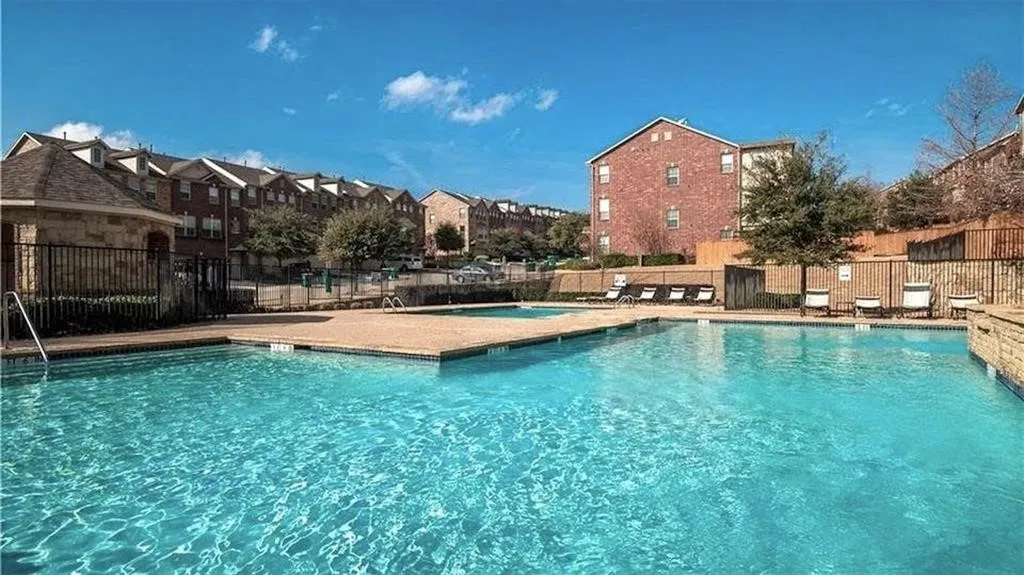 Single Family Residence For Sale in Denton County , 2544 Jacobson Drive, Lewisville, Texas 75067, 3 Bedroom, 4 Bathroom, 2 Garage spaces, 2,565 Sqft, built in 2007, mls#21395592, Real Estate Agent in Lewisville, Homes For Sale in Denton county, Homes For Sale in Lewisville, Realtor in Lewisville Texas, Real Estate Brokerage Independent Realty Texas, Luminita Cordes Realtor