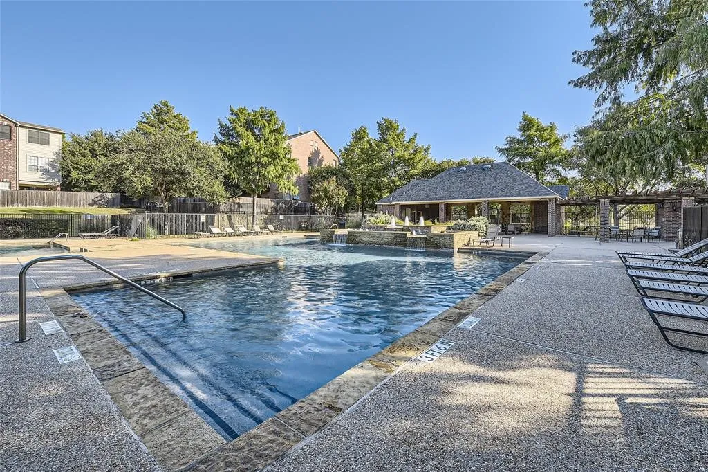 Single Family Residence For Sale in Denton County , 2544 Jacobson Drive, Lewisville, Texas 75067, 3 Bedroom, 4 Bathroom, 2 Garage spaces, 2,565 Sqft, built in 2007, mls#21395592, Real Estate Agent in Lewisville, Homes For Sale in Denton county, Homes For Sale in Lewisville, Realtor in Lewisville Texas, Real Estate Brokerage Independent Realty Texas, Luminita Cordes Realtor