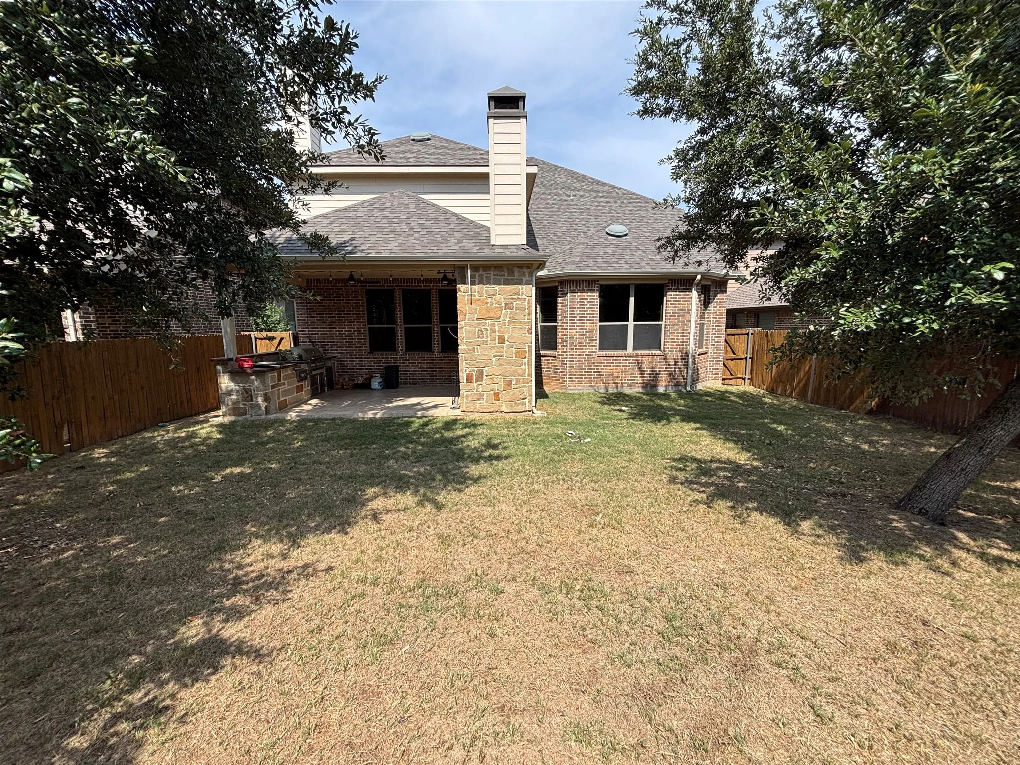 Single Family Residence For Rent in Tarrant County , 12961 Steadman Farms Drive, Fort Worth, Texas 76244, 5 Bedroom, 4 Bathroom, 2 Garage spaces, 3,585 Sqft, built in 2014, mls#21394828, Real Estate Agent in Fort Worth, Homes For Rent in Tarrant county, Homes For Rent in Fort Worth, Realtor in Fort Worth Texas, Real Estate Brokerage Independent Realty Texas, Luminita Cordes Realtor