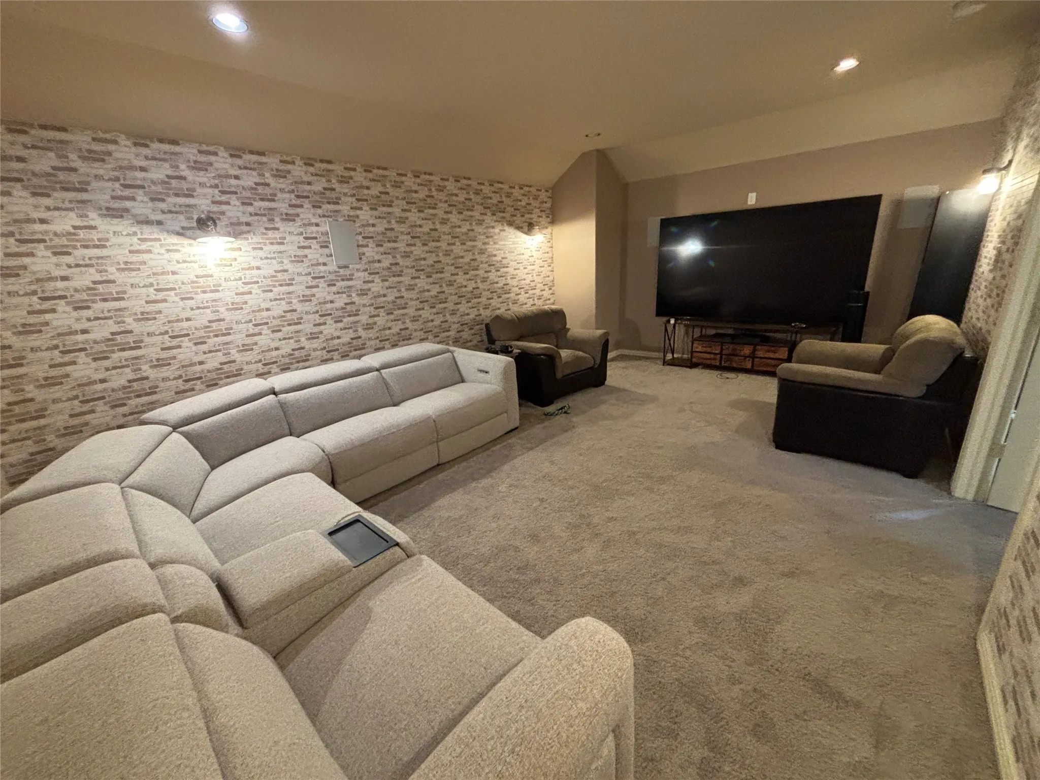 Single Family Residence For Rent in Tarrant County , 12961 Steadman Farms Drive, Fort Worth, Texas 76244, 5 Bedroom, 4 Bathroom, 2 Garage spaces, 3,585 Sqft, built in 2014, mls#21394828, Real Estate Agent in Fort Worth, Homes For Rent in Tarrant county, Homes For Rent in Fort Worth, Realtor in Fort Worth Texas, Real Estate Brokerage Independent Realty Texas, Luminita Cordes Realtor
