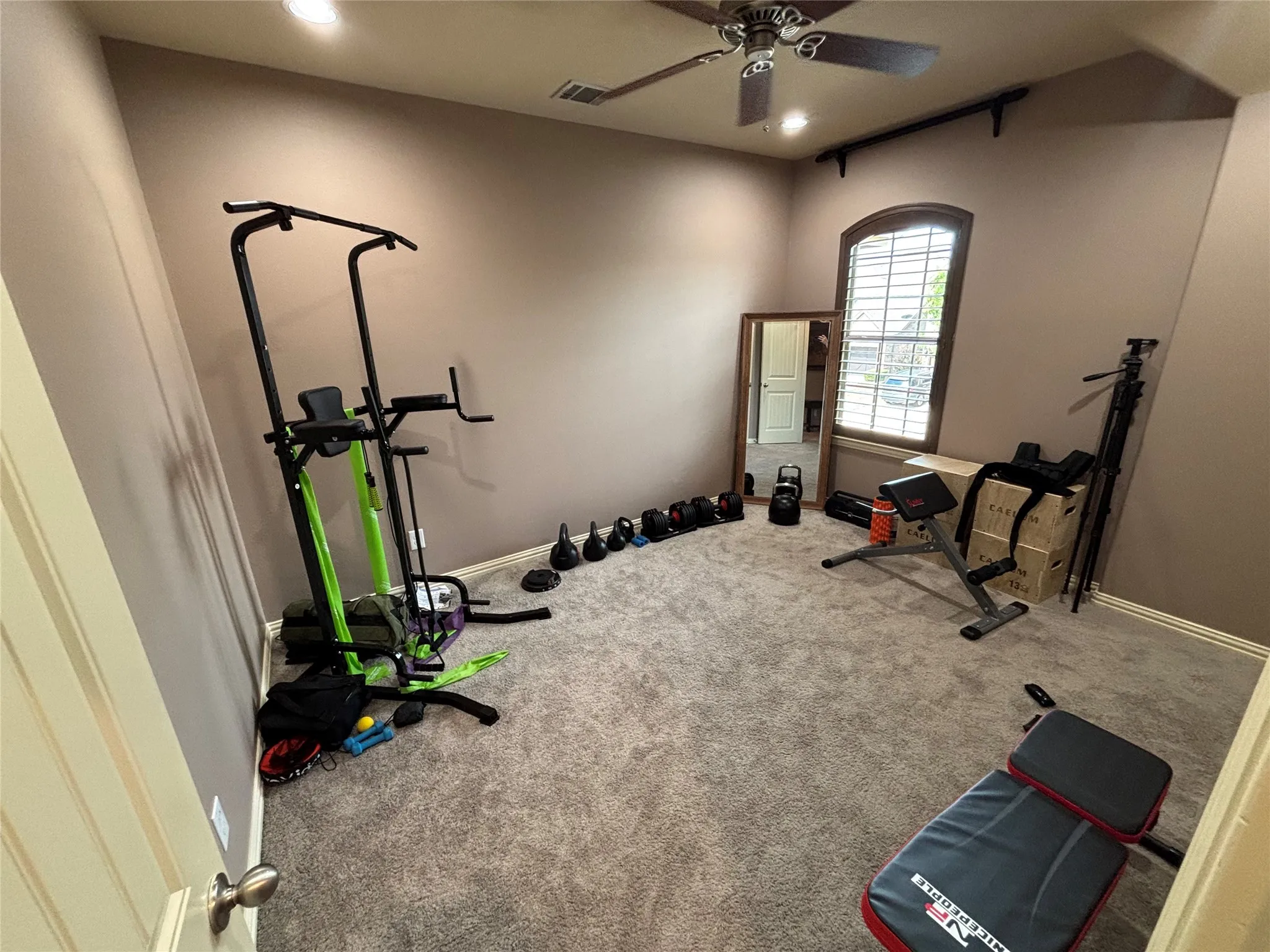 Single Family Residence For Rent in Tarrant County , 12961 Steadman Farms Drive, Fort Worth, Texas 76244, 5 Bedroom, 4 Bathroom, 2 Garage spaces, 3,585 Sqft, built in 2014, mls#21394828, Real Estate Agent in Fort Worth, Homes For Rent in Tarrant county, Homes For Rent in Fort Worth, Realtor in Fort Worth Texas, Real Estate Brokerage Independent Realty Texas, Luminita Cordes Realtor