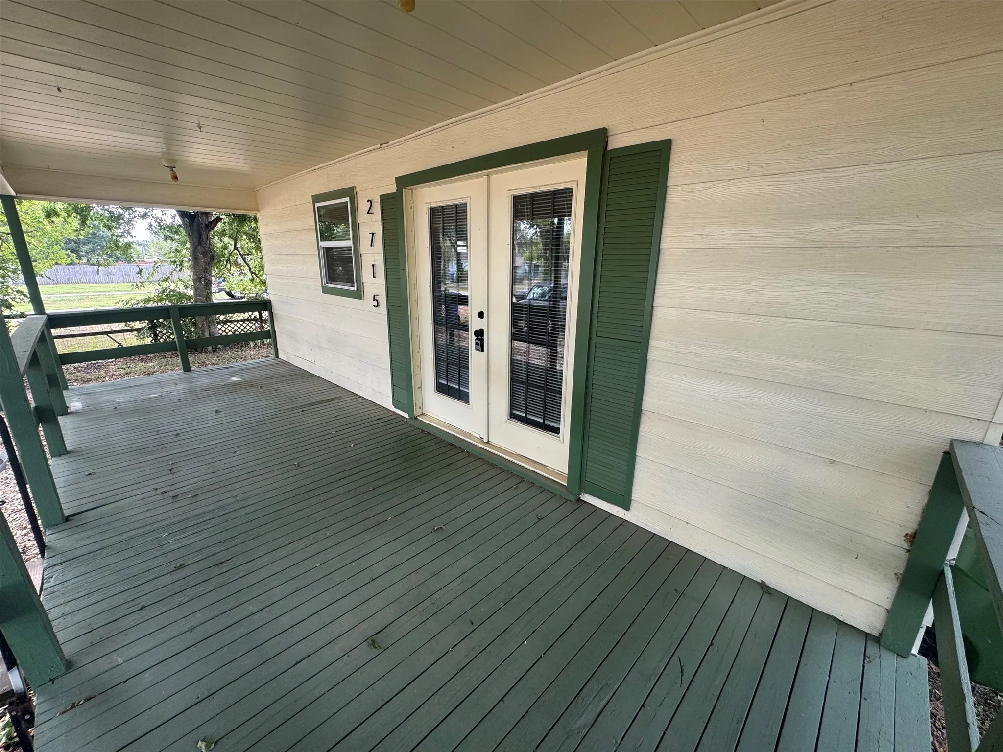 Single Family Residence For Rent in Mc Lennan County , 2715 S 2nd Street, Waco, Texas 76706, 2 Bedroom, 1 Bathroom, Garage spaces, 864 Sqft, built in 1984, mls#21395595, Real Estate Agent in Waco, Homes For Rent in Mc Lennan county, Homes For Rent in Waco, Realtor in Waco Texas, Real Estate Brokerage Independent Realty Texas, Luminita Cordes Realtor