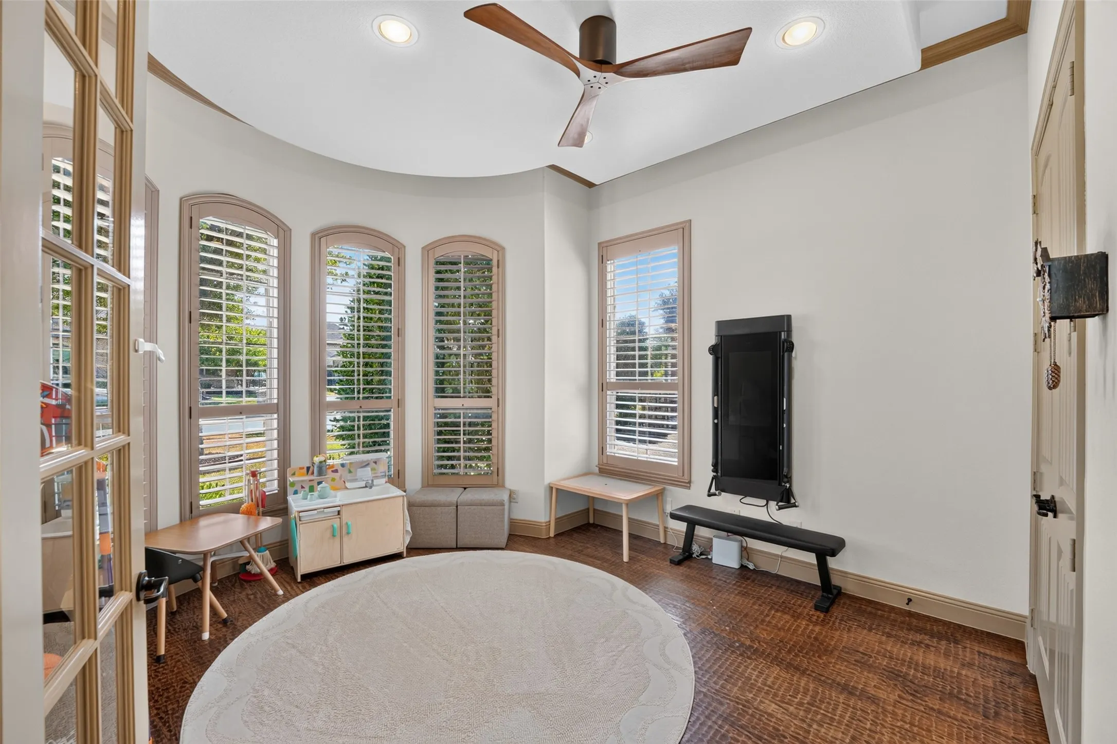 Single Family Residence For Sale in Collin County , 1141 Packsaddle Trail, Prosper, Texas 75078, 4 Bedroom, 4 Bathroom, 3 Garage spaces, 4,593 Sqft, built in 2011, mls#21394753, Real Estate Agent in Prosper, Homes For Sale in Collin county, Homes For Sale in Prosper, Realtor in Prosper Texas, Real Estate Brokerage Independent Realty Texas, Luminita Cordes Realtor
