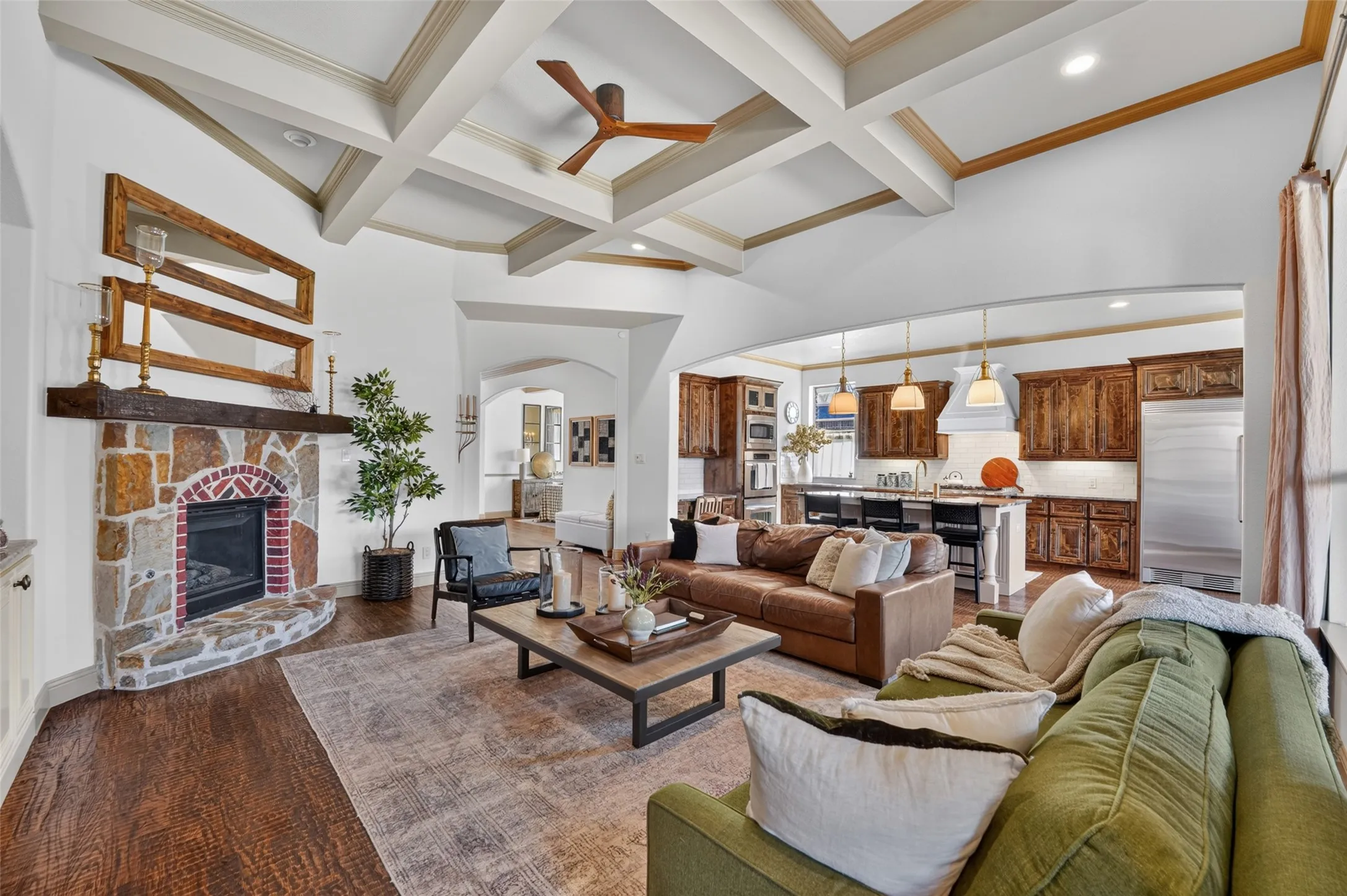 Single Family Residence For Sale in Collin County , 1141 Packsaddle Trail, Prosper, Texas 75078, 4 Bedroom, 4 Bathroom, 3 Garage spaces, 4,593 Sqft, built in 2011, mls#21394753, Real Estate Agent in Prosper, Homes For Sale in Collin county, Homes For Sale in Prosper, Realtor in Prosper Texas, Real Estate Brokerage Independent Realty Texas, Luminita Cordes Realtor