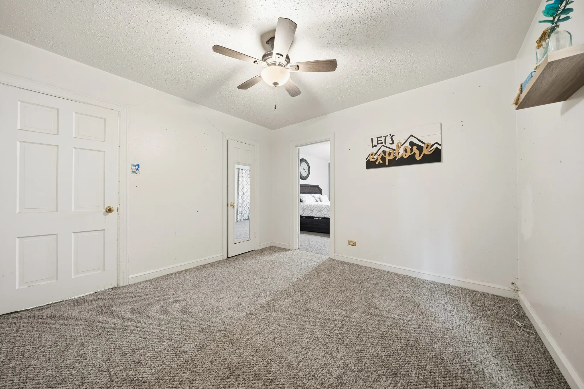 Single Family Residence For Sale in Mc Lennan County , 129 Victory Drive, Beverly Hills, Texas 76711, 3 Bedroom, 2 Bathroom, 2 Garage spaces, 1,168 Sqft, built in 1942, mls#21394586, Real Estate Agent in Beverly Hills, Homes For Sale in Mc Lennan county, Homes For Sale in Beverly Hills, Realtor in Beverly Hills Texas, Real Estate Brokerage Independent Realty Texas, Luminita Cordes Realtor