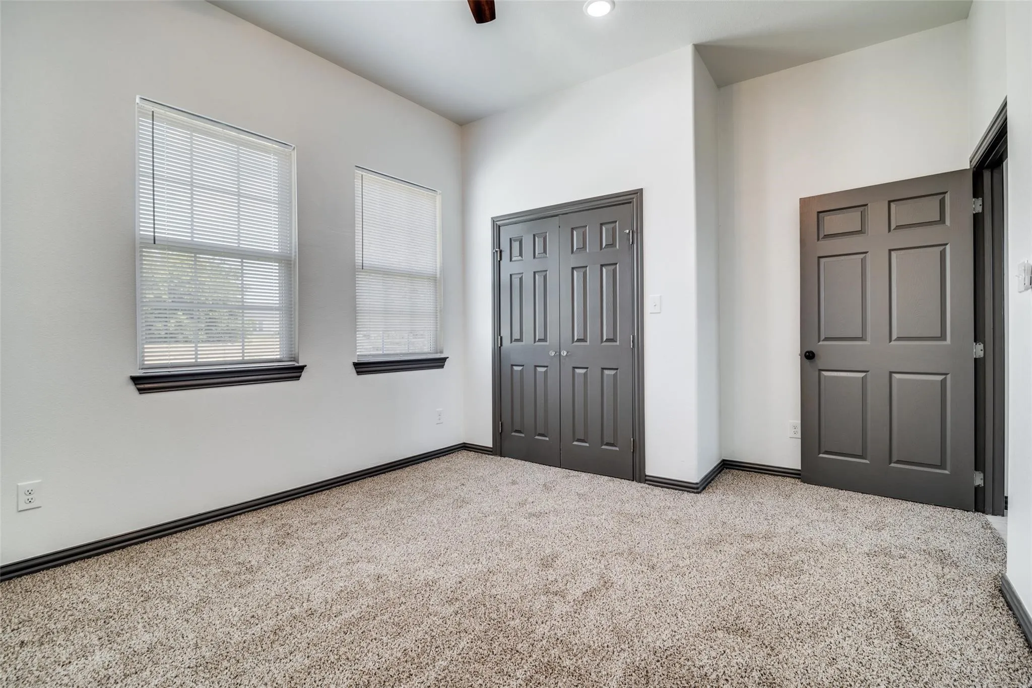 Single Family Residence For Sale in Hunt County , 705 Lakeland Drive, West Tawakoni, Texas 75474, 3 Bedroom, 2 Bathroom, 2 Garage spaces, 1,342 Sqft, built in 2023, mls#21395599, Real Estate Agent in West Tawakoni, Homes For Sale in Hunt county, Homes For Sale in West Tawakoni, Realtor in West Tawakoni Texas, Real Estate Brokerage Independent Realty Texas, Luminita Cordes Realtor