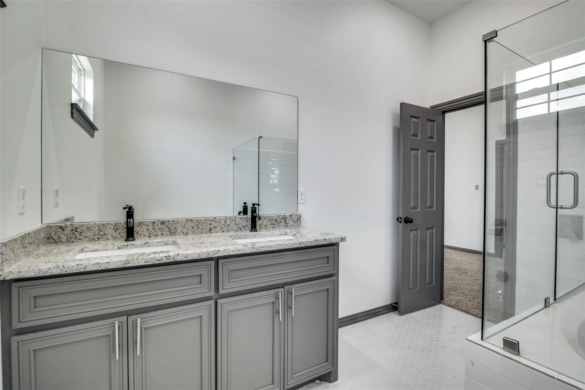 Single Family Residence For Sale in Hunt County , 705 Lakeland Drive, West Tawakoni, Texas 75474, 3 Bedroom, 2 Bathroom, 2 Garage spaces, 1,342 Sqft, built in 2023, mls#21395599, Real Estate Agent in West Tawakoni, Homes For Sale in Hunt county, Homes For Sale in West Tawakoni, Realtor in West Tawakoni Texas, Real Estate Brokerage Independent Realty Texas, Luminita Cordes Realtor