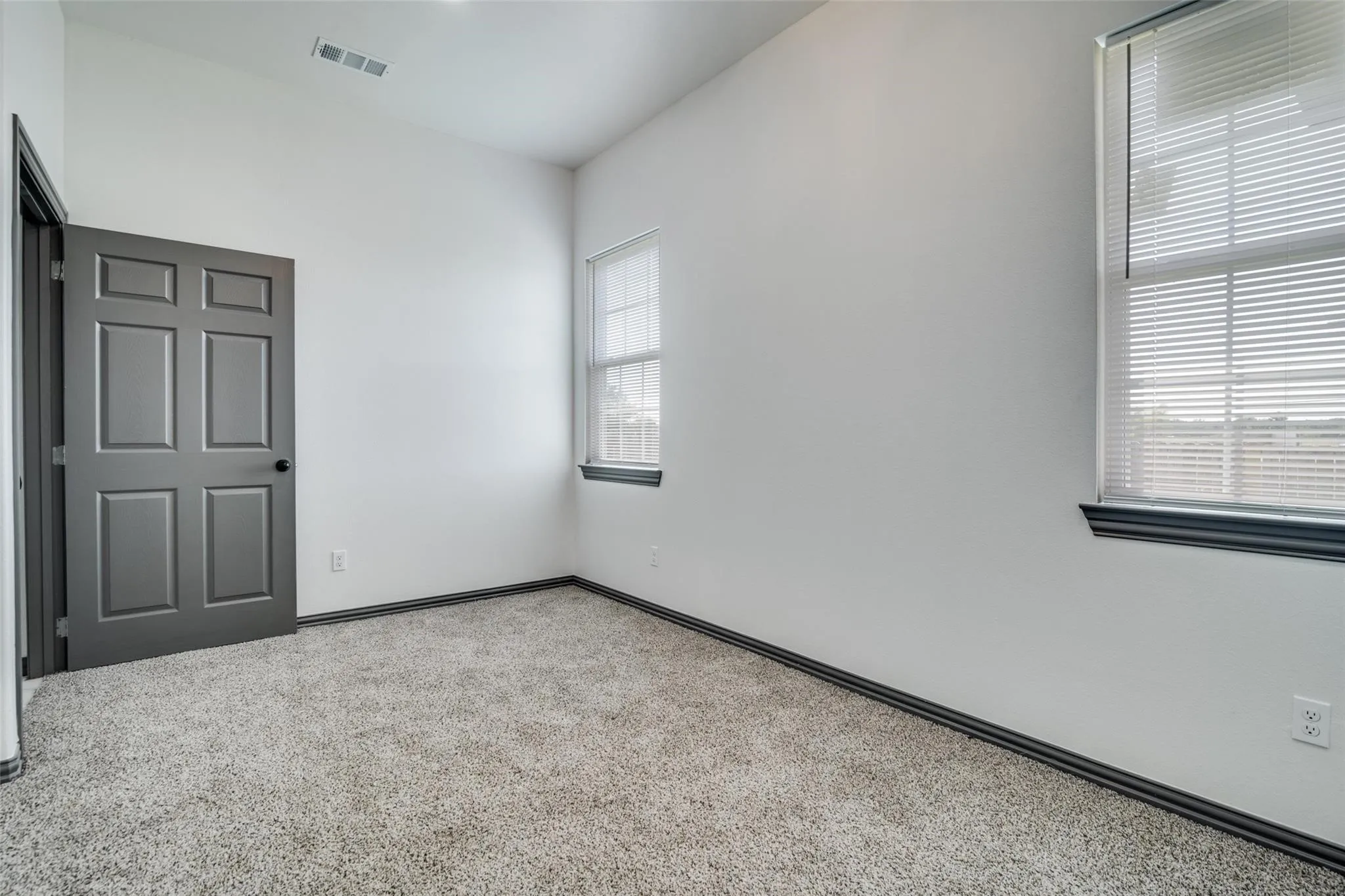 Single Family Residence For Sale in Hunt County , 705 Lakeland Drive, West Tawakoni, Texas 75474, 3 Bedroom, 2 Bathroom, 2 Garage spaces, 1,342 Sqft, built in 2023, mls#21395599, Real Estate Agent in West Tawakoni, Homes For Sale in Hunt county, Homes For Sale in West Tawakoni, Realtor in West Tawakoni Texas, Real Estate Brokerage Independent Realty Texas, Luminita Cordes Realtor
