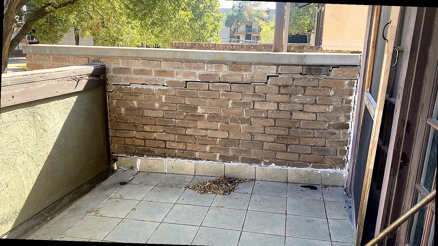 Condominium For Sale in Dallas County , 6019 Ridgecrest Road 204B, Dallas, Texas 75231, 2 Bedroom, 3 Bathroom, 1 Garage spaces, 1,092 Sqft, built in 1979, mls#21395578, Real Estate Agent in Dallas, Homes For Sale in Dallas county, Homes For Sale in Dallas, Realtor in Dallas Texas, Real Estate Brokerage Independent Realty Texas, Luminita Cordes Realtor