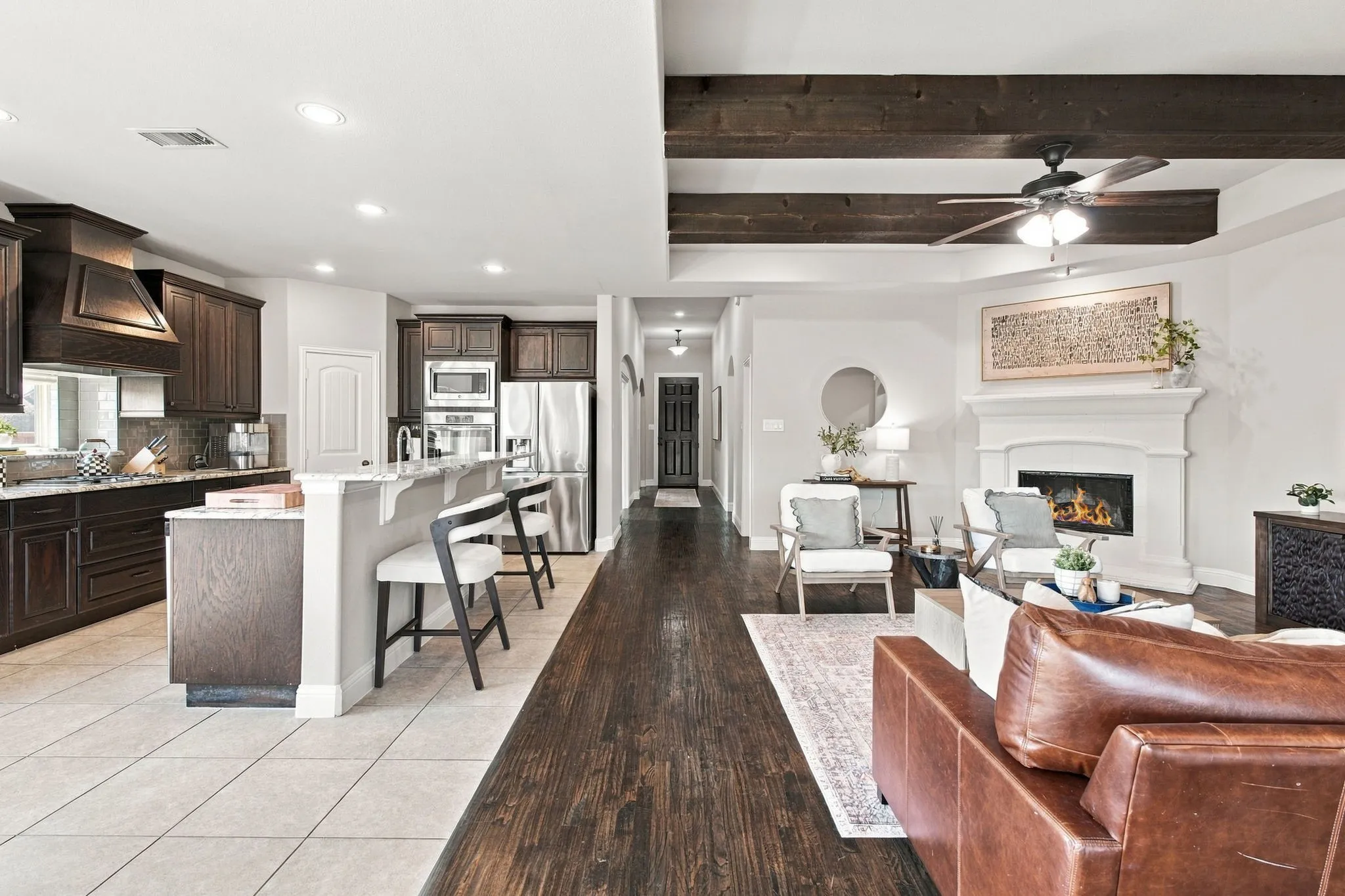 Single Family Residence For Sale in Kaufman County , 1100 Somerset Circle, Forney, Texas 75126, 3 Bedroom, 3 Bathroom, 2 Garage spaces, 2,672 Sqft, built in 2015, mls#21395576, Real Estate Agent in Forney, Homes For Sale in Kaufman county, Homes For Sale in Forney, Realtor in Forney Texas, Real Estate Brokerage Independent Realty Texas, Luminita Cordes Realtor