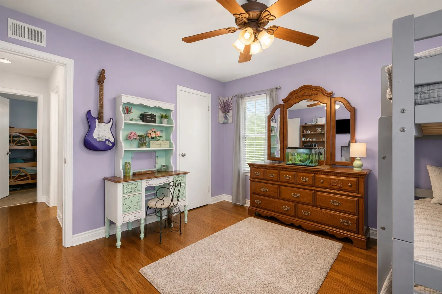 Single Family Residence For Sale in Grayson County , 1111 Ridgewood Road, Denison, Texas 75020, 3 Bedroom, 1 Bathroom, Garage spaces, 1,052 Sqft, built in 1960, mls#21336999, Real Estate Agent in Denison, Homes For Sale in Grayson county, Homes For Sale in Denison, Realtor in Denison Texas, Real Estate Brokerage Independent Realty Texas, Luminita Cordes Realtor
