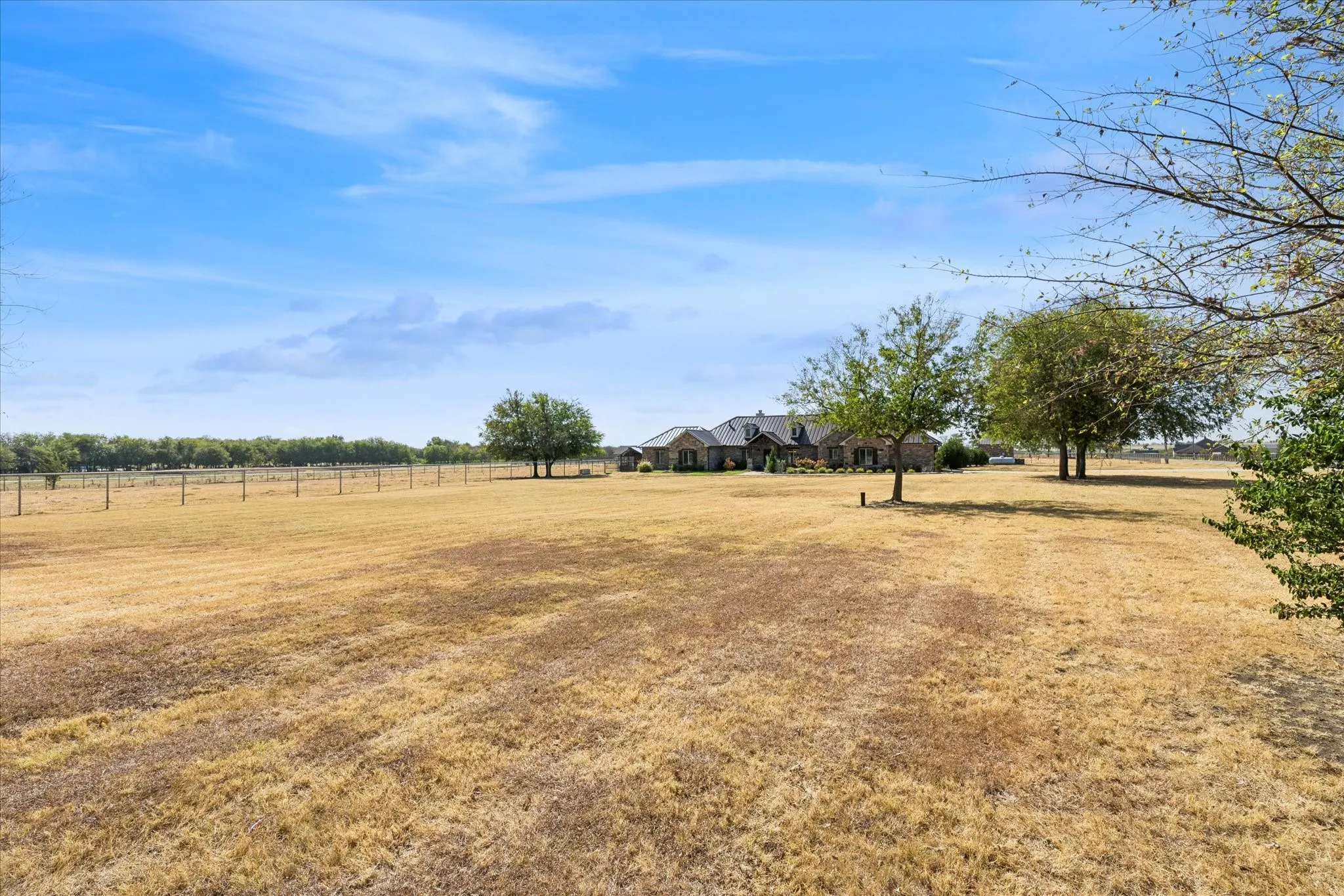Single Family Residence For Sale in Denton County , 12953 Flow Road, Krum, Texas 76249, 4 Bedroom, 3 Bathroom, 2 Garage spaces, 2,407 Sqft, built in 2017, mls#21394555, Real Estate Agent in Krum, Homes For Sale in Denton county, Homes For Sale in Krum, Realtor in Krum Texas, Real Estate Brokerage Independent Realty Texas, Luminita Cordes Realtor