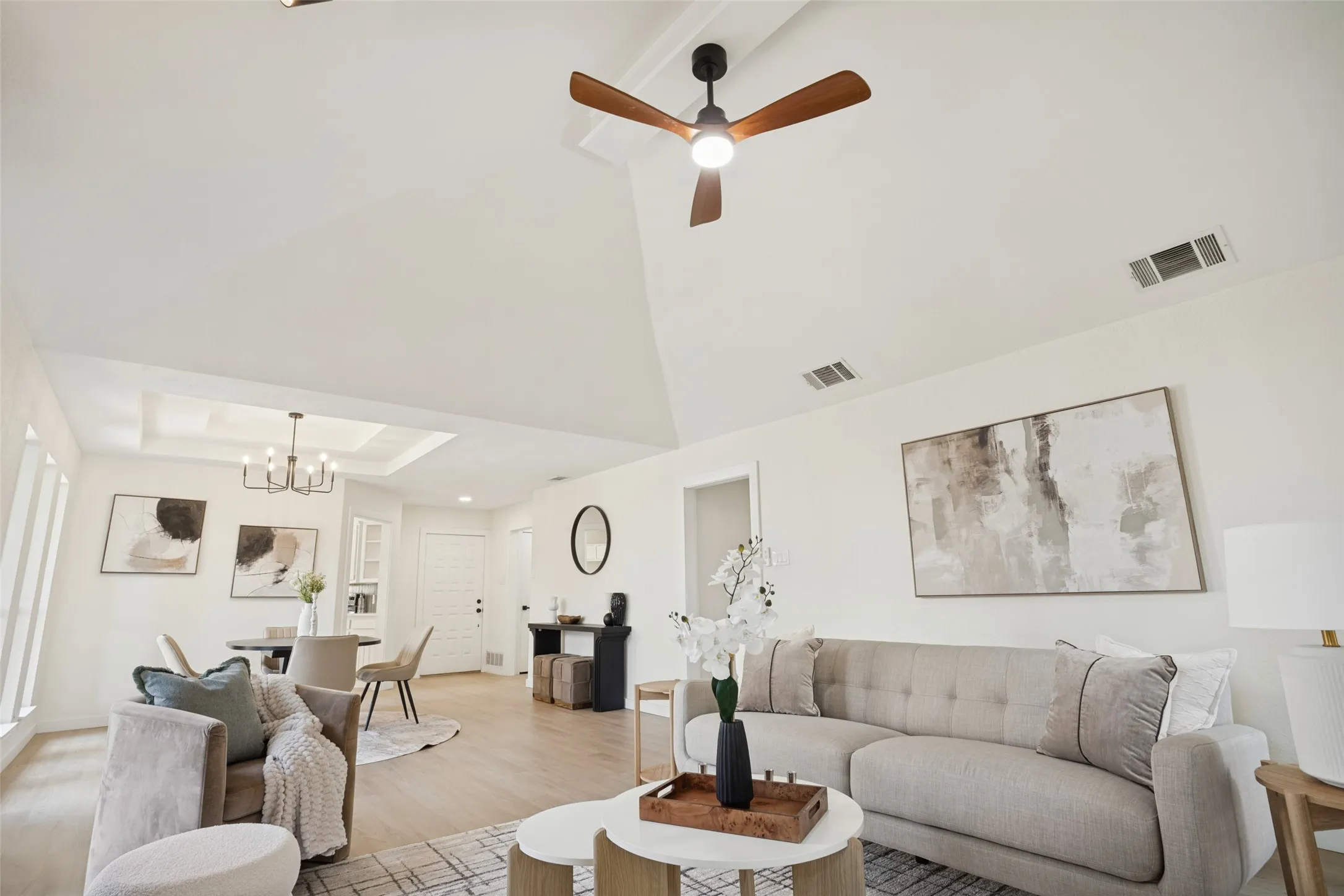 Single Family Residence For Sale in Denton County , 2237 Oak Bluff Drive, Flower Mound, Texas 75028, 3 Bedroom, 2 Bathroom, 2 Garage spaces, 1,791 Sqft, built in 1984, mls#21395543, Real Estate Agent in Flower Mound, Homes For Sale in Denton county, Homes For Sale in Flower Mound, Realtor in Flower Mound Texas, Real Estate Brokerage Independent Realty Texas, Luminita Cordes Realtor