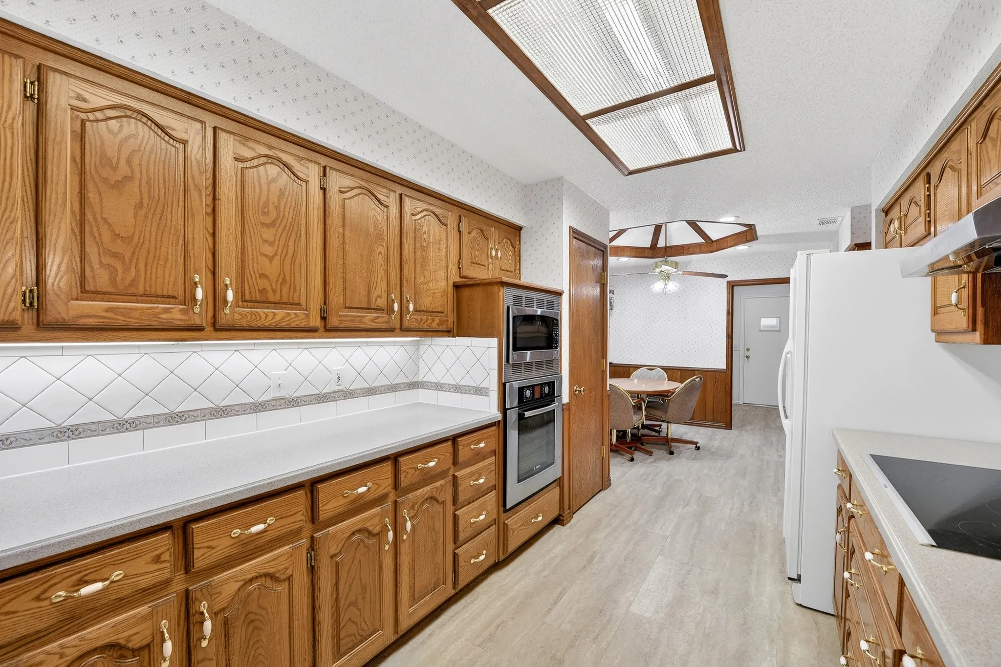 Single Family Residence For Sale in Collin County , 4120 Merriman Drive, Plano, Texas 75074, 4 Bedroom, 2 Bathroom, 2 Garage spaces, 2,290 Sqft, built in 1984, mls#21395435, Real Estate Agent in Plano, Homes For Sale in Collin county, Homes For Sale in Plano, Realtor in Plano Texas, Real Estate Brokerage Independent Realty Texas, Luminita Cordes Realtor