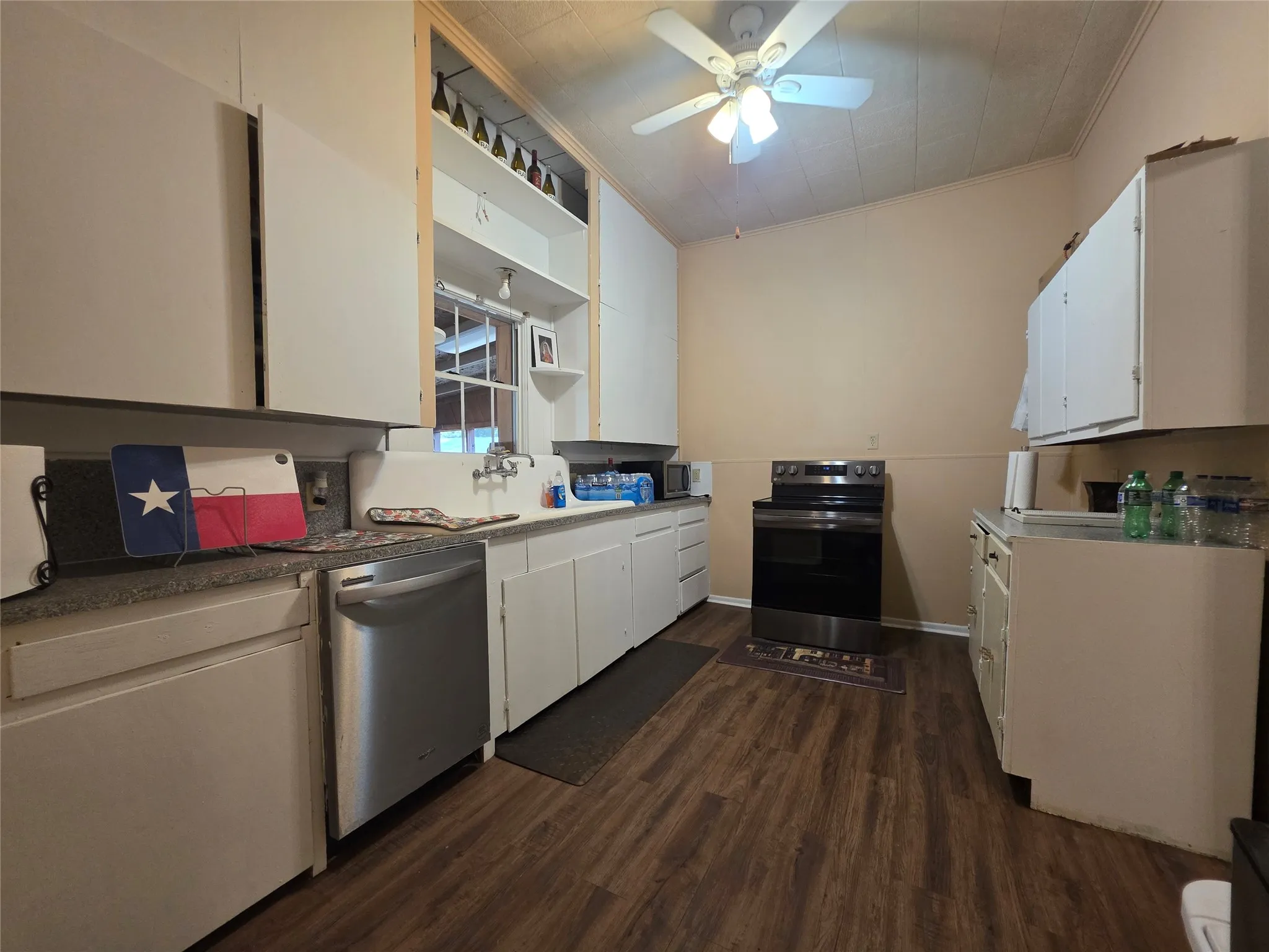 Single Family Residence For Sale in Limestone County , 1292 Fm 1365, Mexia, Texas 76667, 3 Bedroom, 2 Bathroom, Garage spaces, 1,560 Sqft, built in 1980, mls#21380362, Real Estate Agent in Mexia, Homes For Sale in Limestone county, Homes For Sale in Mexia, Realtor in Mexia Texas, Real Estate Brokerage Independent Realty Texas, Luminita Cordes Realtor