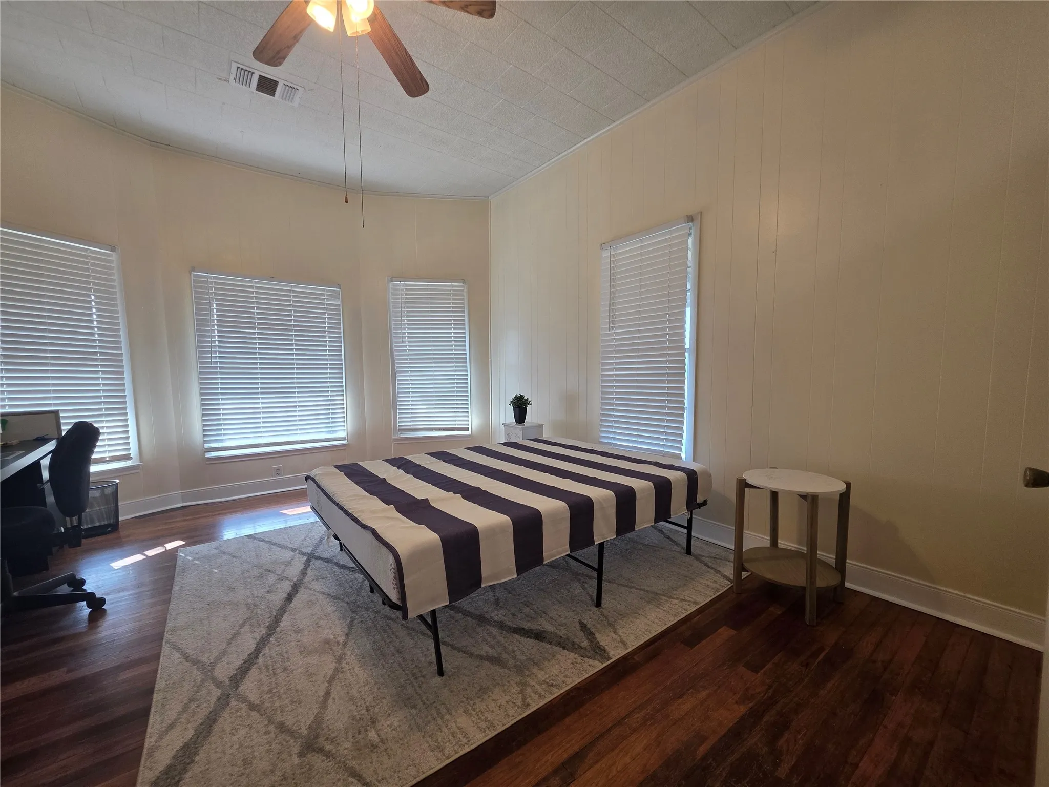 Single Family Residence For Sale in Limestone County , 1292 Fm 1365, Mexia, Texas 76667, 3 Bedroom, 2 Bathroom, Garage spaces, 1,560 Sqft, built in 1980, mls#21380362, Real Estate Agent in Mexia, Homes For Sale in Limestone county, Homes For Sale in Mexia, Realtor in Mexia Texas, Real Estate Brokerage Independent Realty Texas, Luminita Cordes Realtor