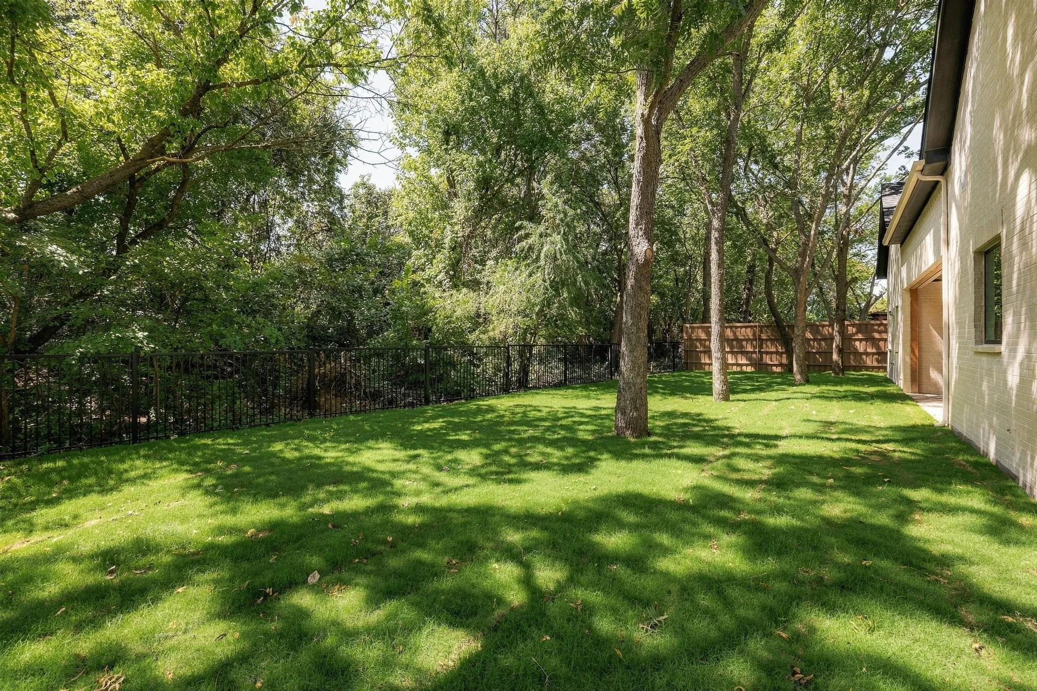Single Family Residence For Sale in Grayson County , 2510 Creekbend Circle, Sherman, Texas 75092, 4 Bedroom, 4 Bathroom, 2 Garage spaces, 3,125 Sqft, built in 2026, mls#21394009, Real Estate Agent in Sherman, Homes For Sale in Grayson county, Homes For Sale in Sherman, Realtor in Sherman Texas, Real Estate Brokerage Independent Realty Texas, Luminita Cordes Realtor