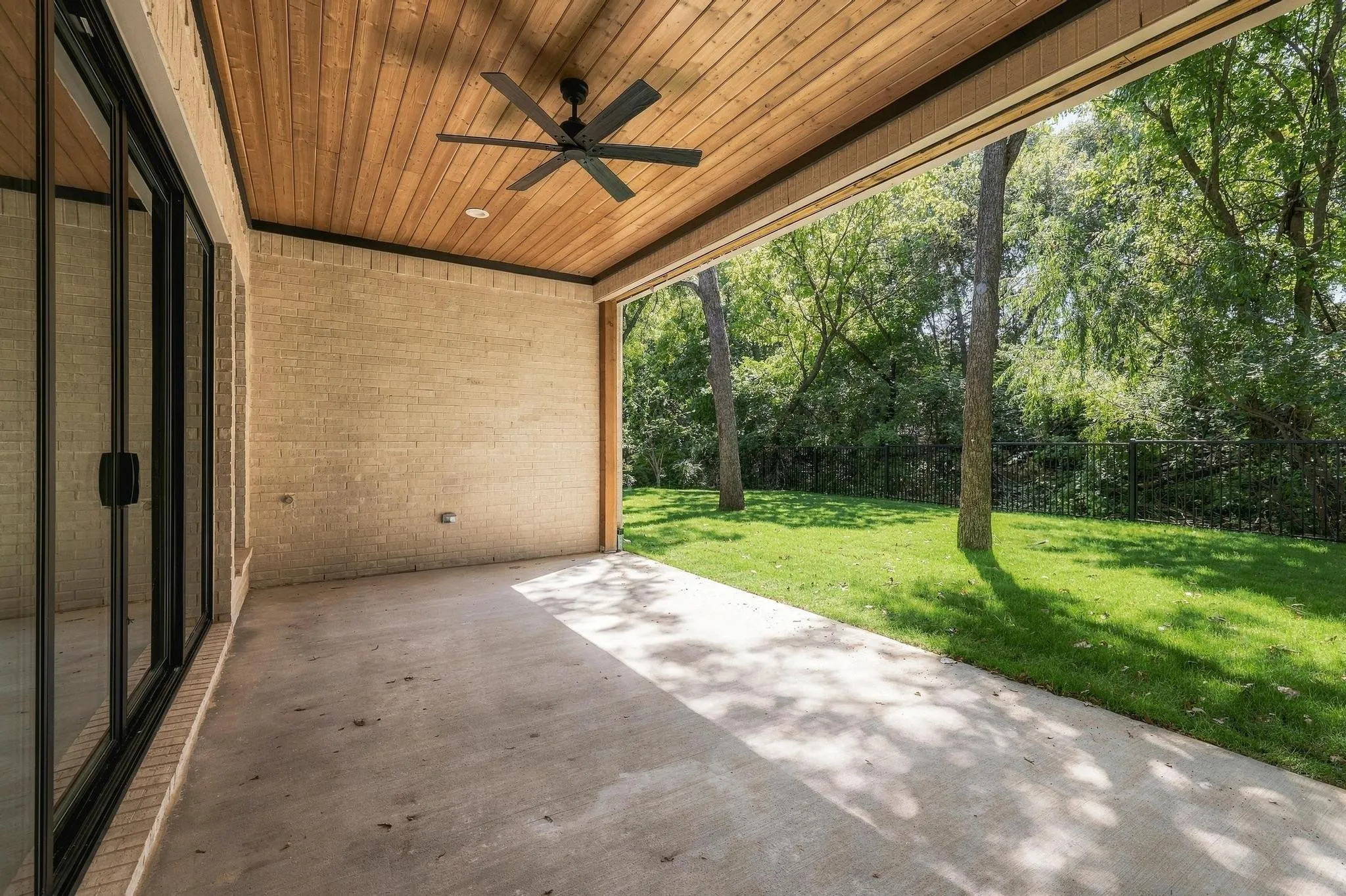 Single Family Residence For Sale in Grayson County , 2510 Creekbend Circle, Sherman, Texas 75092, 4 Bedroom, 4 Bathroom, 2 Garage spaces, 3,125 Sqft, built in 2026, mls#21394009, Real Estate Agent in Sherman, Homes For Sale in Grayson county, Homes For Sale in Sherman, Realtor in Sherman Texas, Real Estate Brokerage Independent Realty Texas, Luminita Cordes Realtor